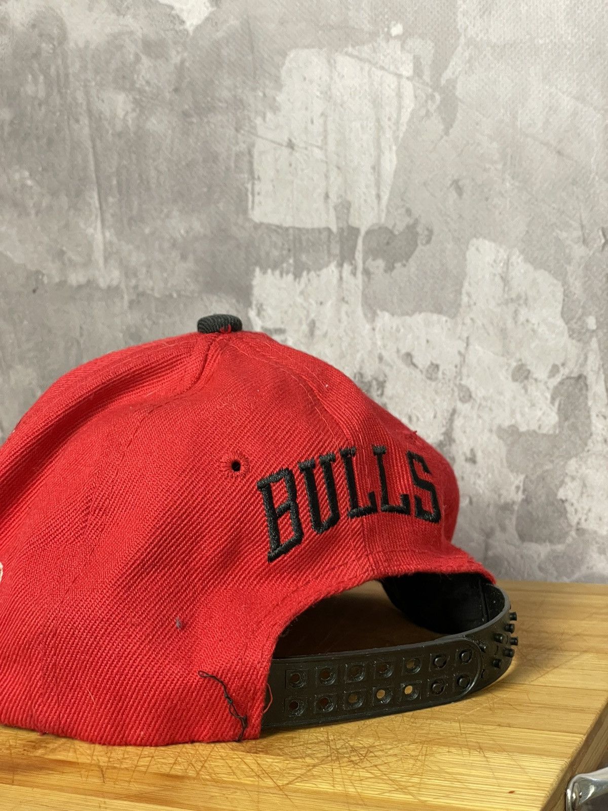 NBA × Vintage Vintage Chicago Bulls NBA cap hat sports specialties 90s Size ONE SIZE - 4 Thumbnail