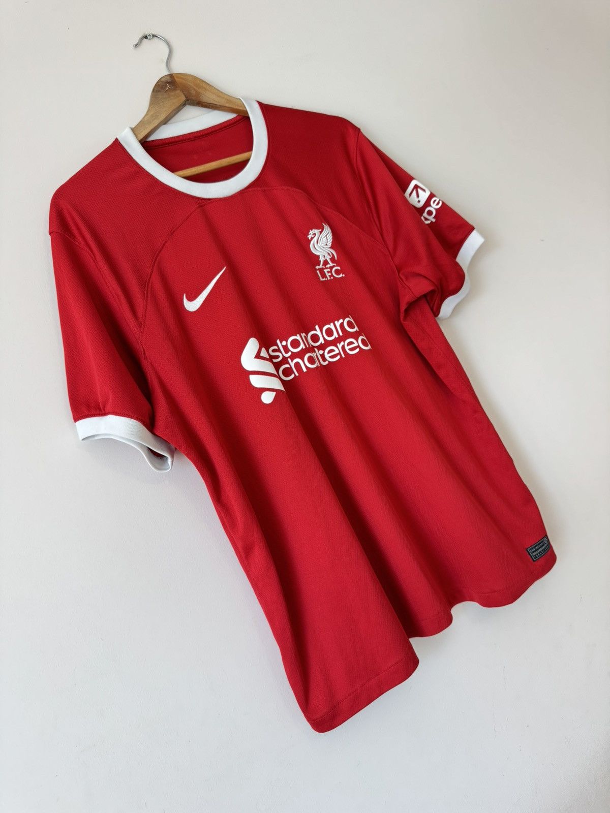 Nike Liverpool 2022-2023 Home Soccer Jersey Football Shirt Kit Size US XL / EU 56 / 4 - 4 Thumbnail