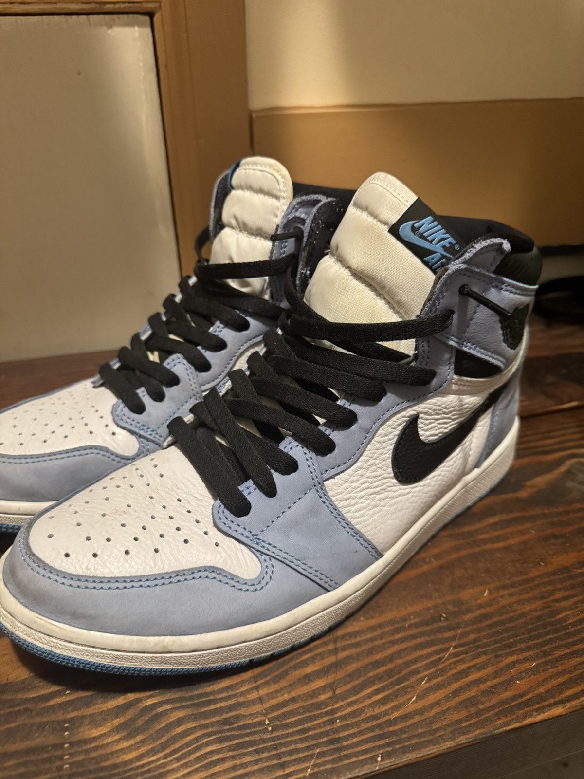Jordan Brand Jordan 1 high University Blue Size US 10.5 / EU 43-44 - 1 Thumbnail