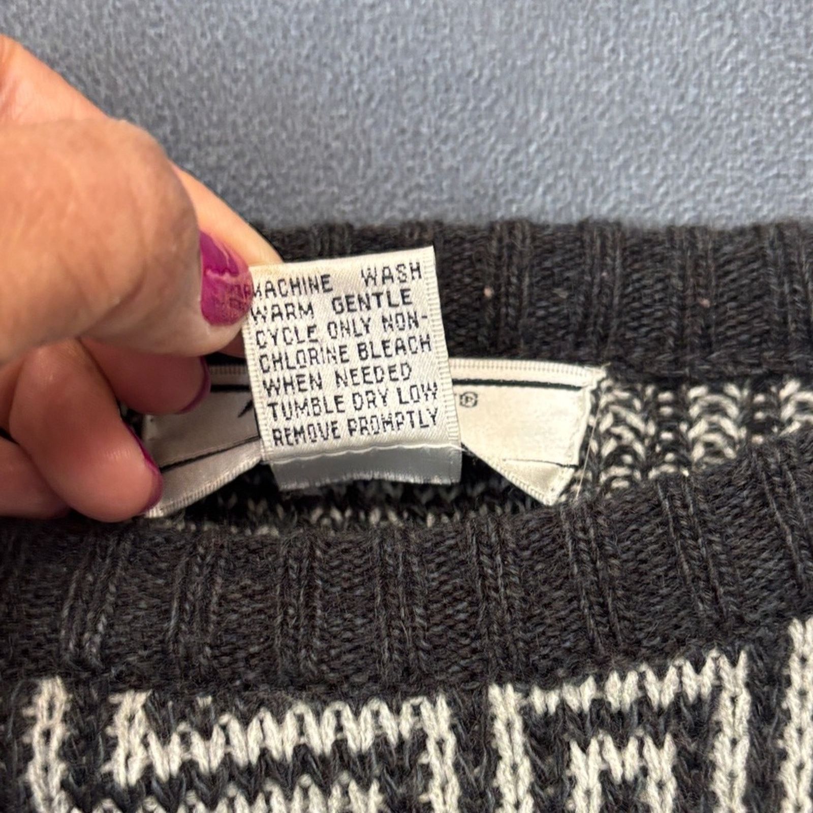 Other Vintage TJW by Mervyn’s Geometric Maze Pattern Knit Sweater Size US M / EU 48-50 / 2 - 3 Thumbnail