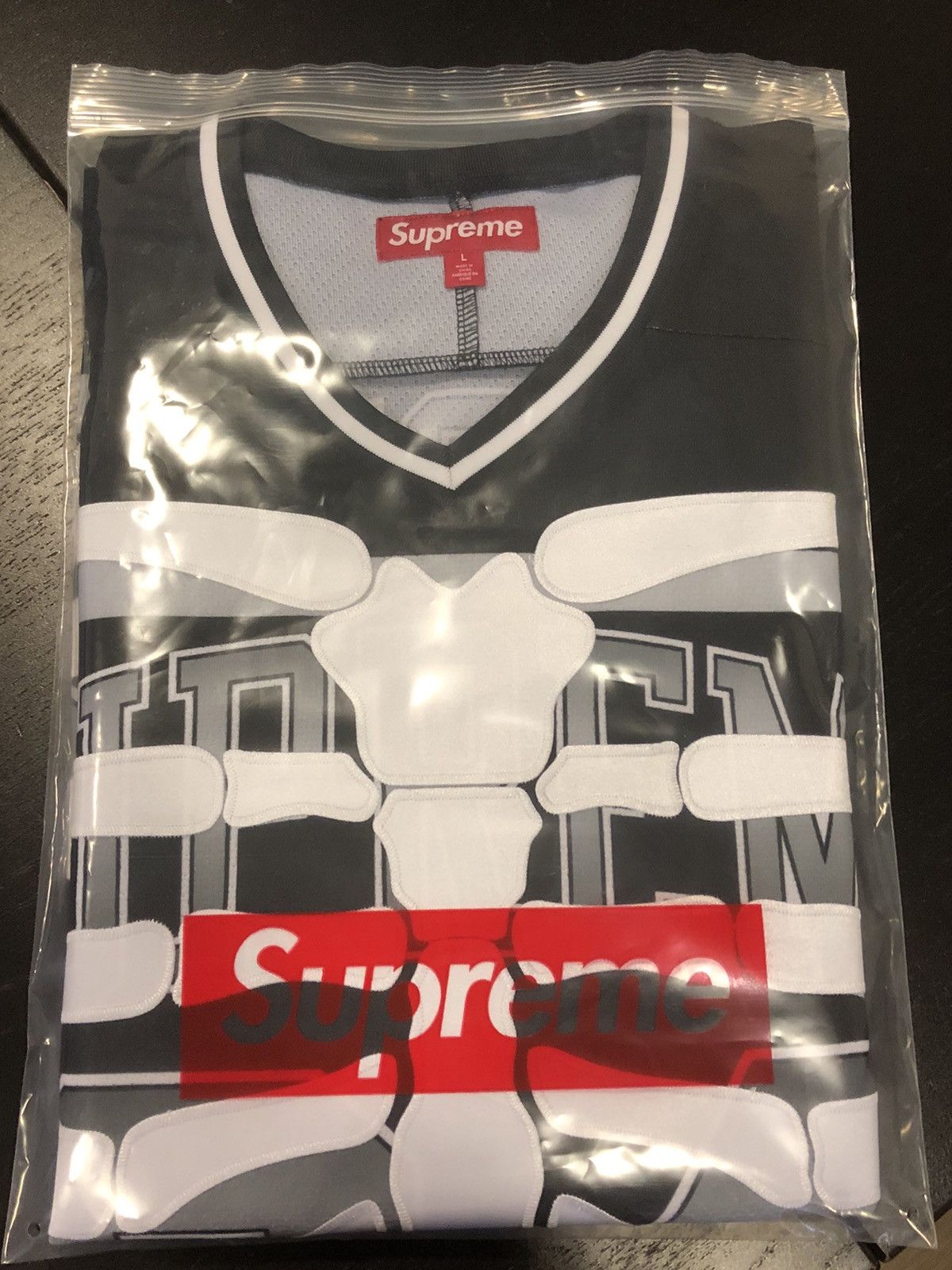 Supreme Supreme Bones Hockey Jersey size Large NEW IN HAND