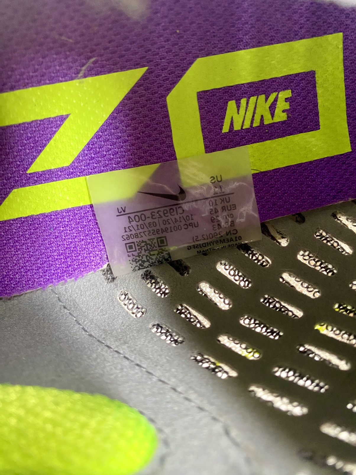 Nike Nike Air Zoom Tempo Next% FK Particle Grey Volt 11 M Size US 11 / EU 44 - 11 Thumbnail