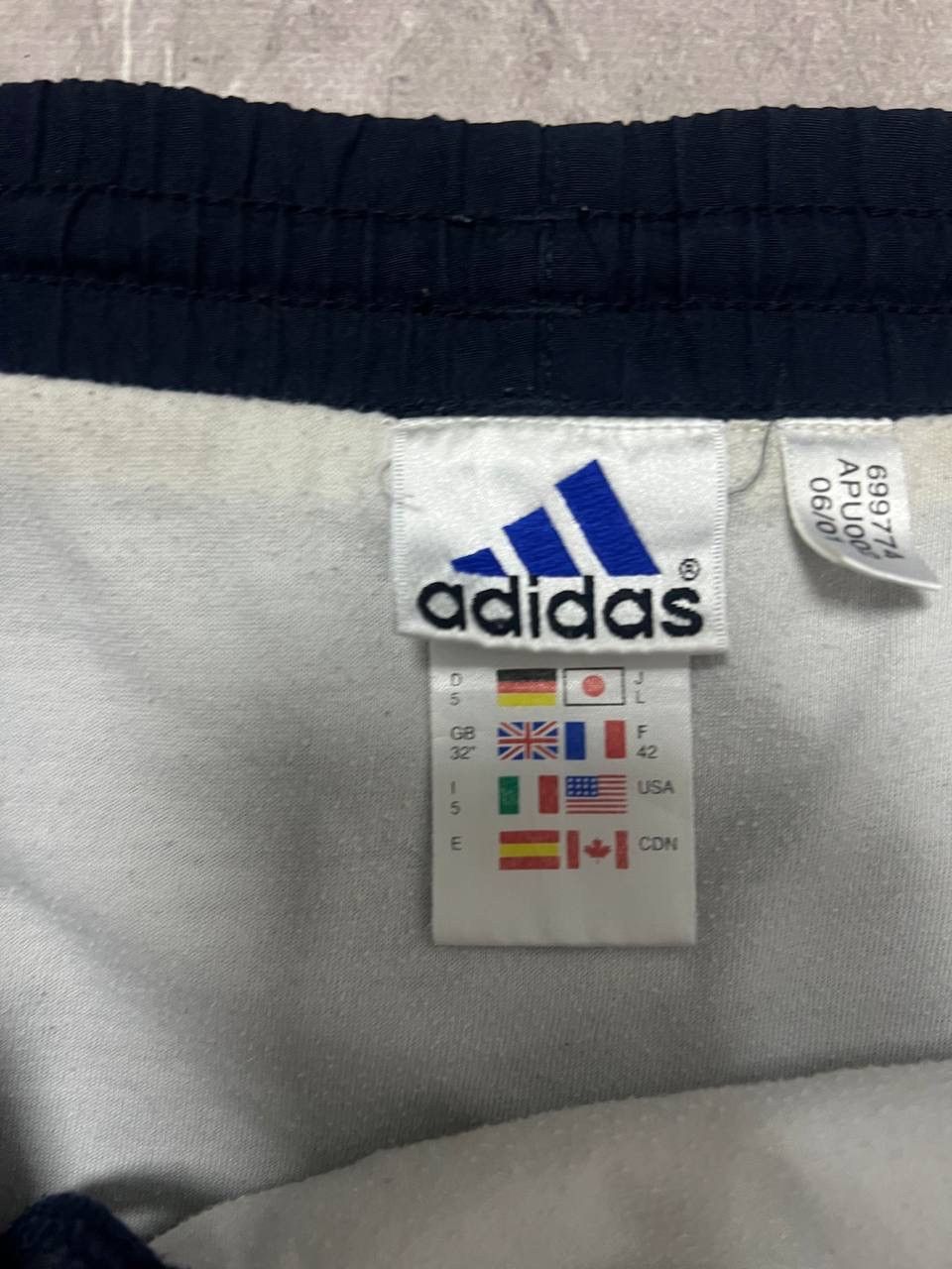 Adidas Vintage 90's Adidas Shorts Run Athletic Mens Sprint Track S/M Size US 32 / EU 48 - 23 Thumbnail