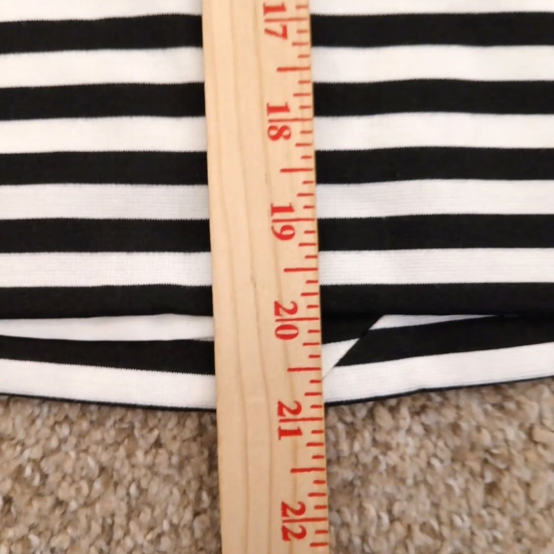 White House Black Market White House Black Market Skirt 00 Women Knee Length Striped Black Lined Pencil Slit Polyester Rayon Spandex Size 24" / US 00 / IT 34 - 6 Thumbnail