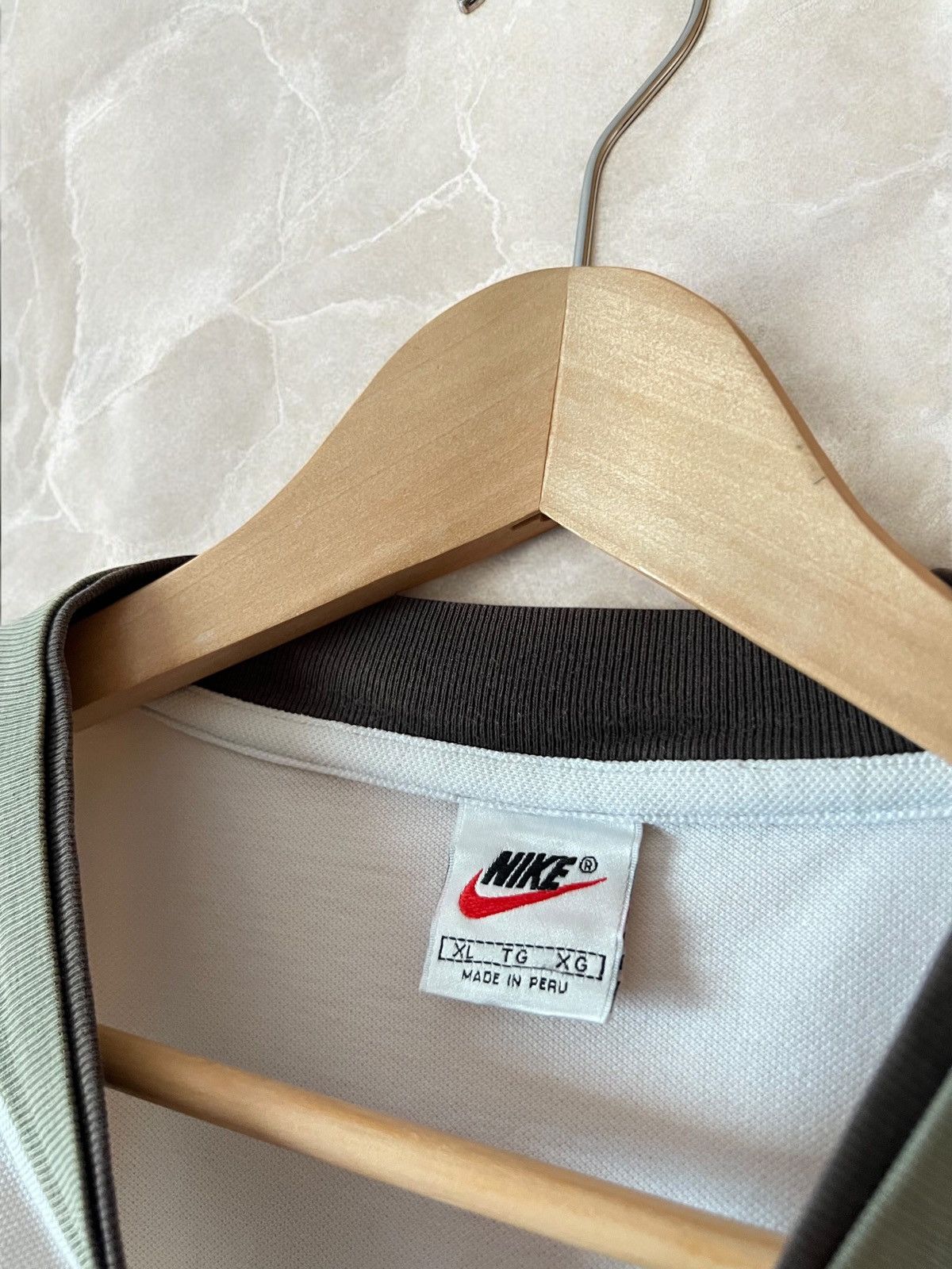 Nike × Vintage NIKE VINTAGE 90s “DOUBLE NECK CENTRE SWOOSH LOGO Tee T SHIRT Size US XL / EU 56 / 4 - 5 Thumbnail
