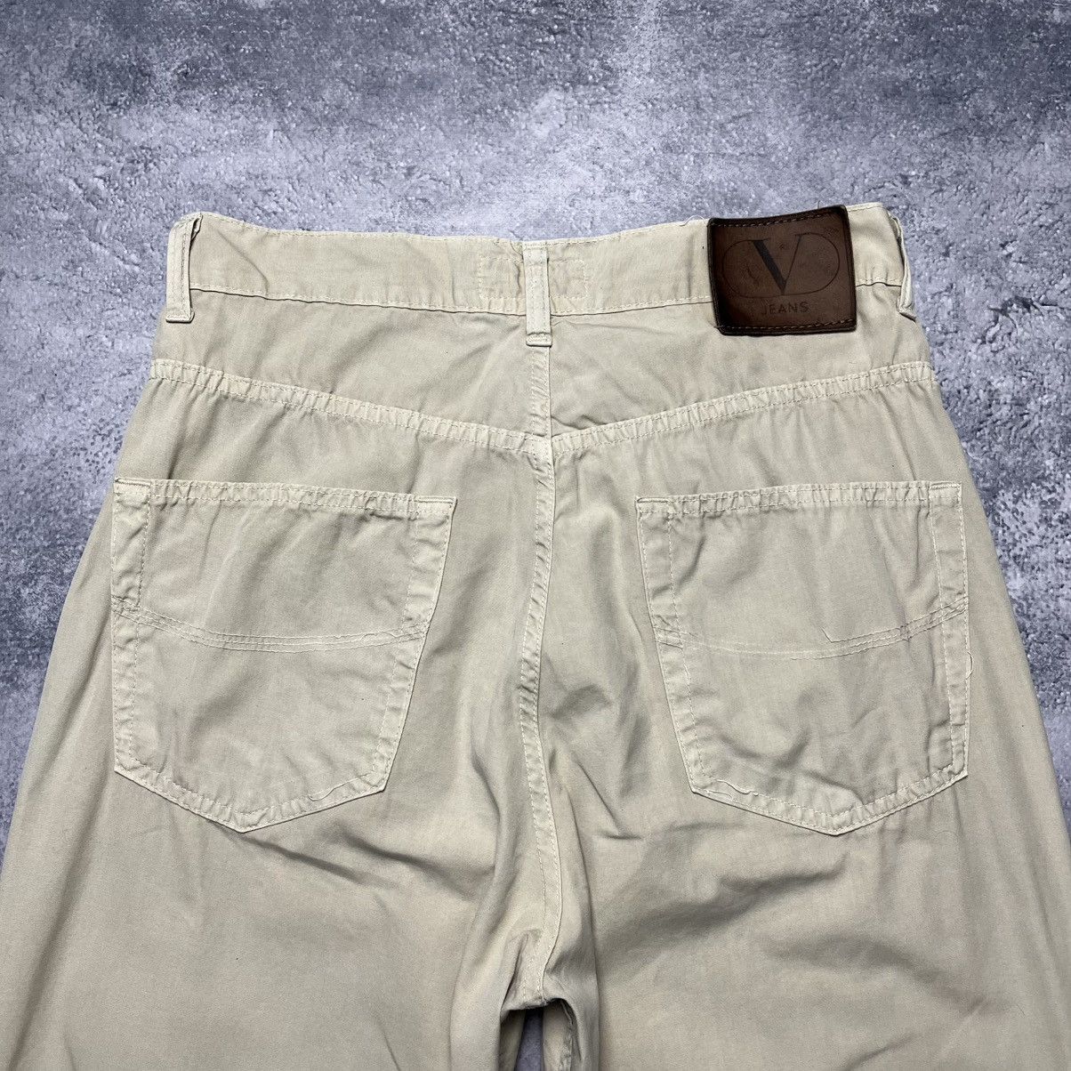 Valentino Vintage Valentino Jeans Beige Pants Luxury Casual Italy Size US 32 / EU 48 - 11 Thumbnail