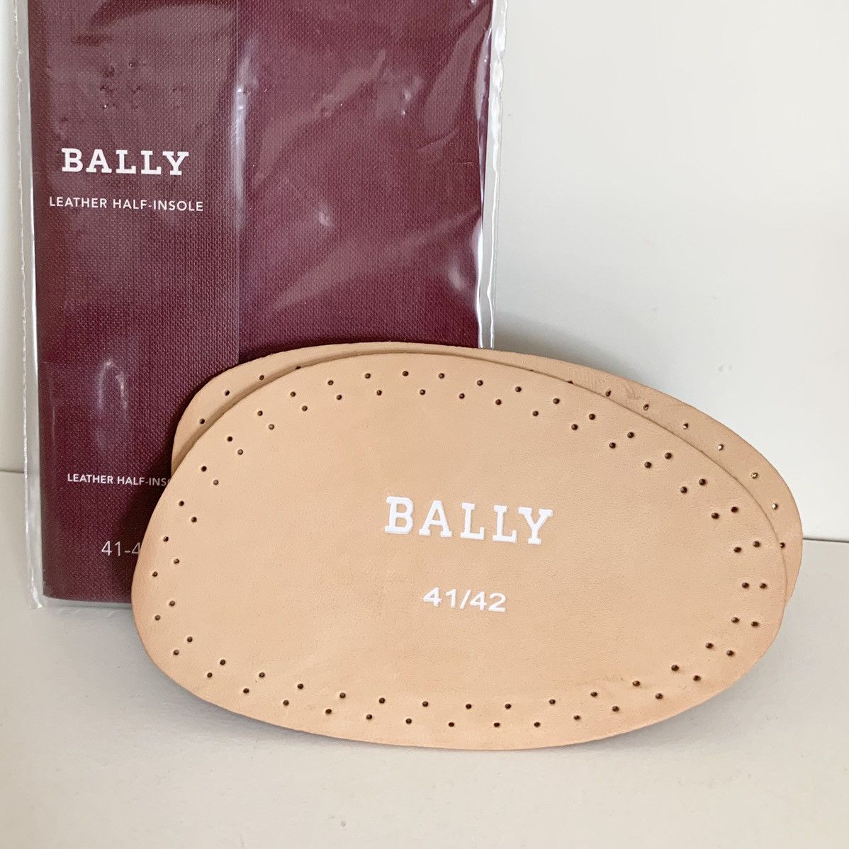 Bally Bally leather insoles made in Italy Size ONE SIZE - 7 Thumbnail
