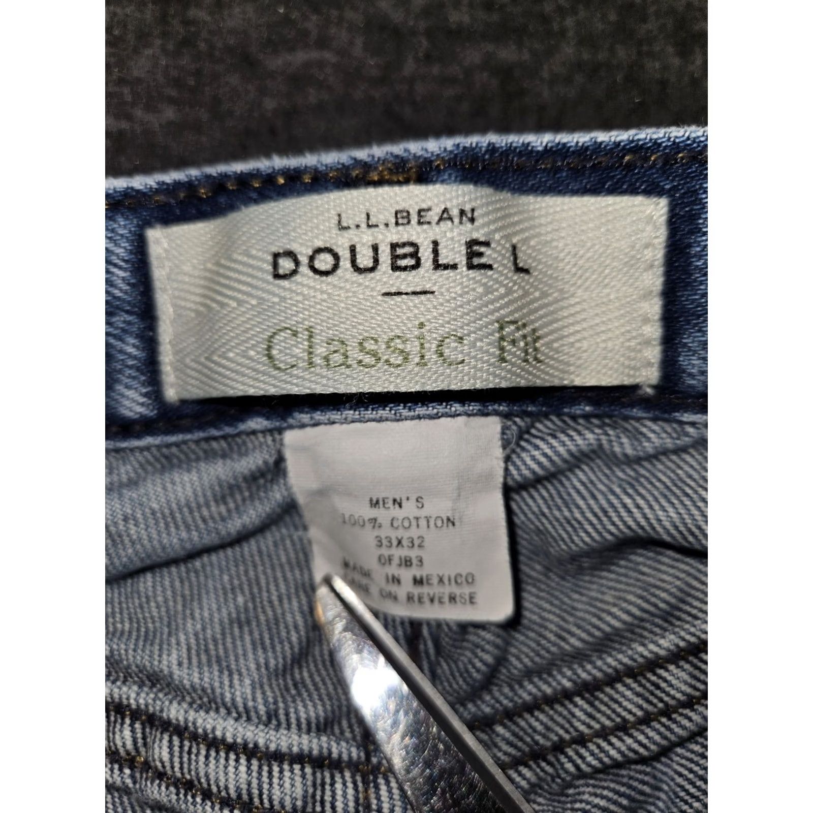 Vintage VINTAGE L.L. Bean Double L Tapered Jeans Mens 33x30 Blue Denim Distressed Logo Classic Fit 90s Outdoors Jeans Male Size US 33 - 2 Thumbnail