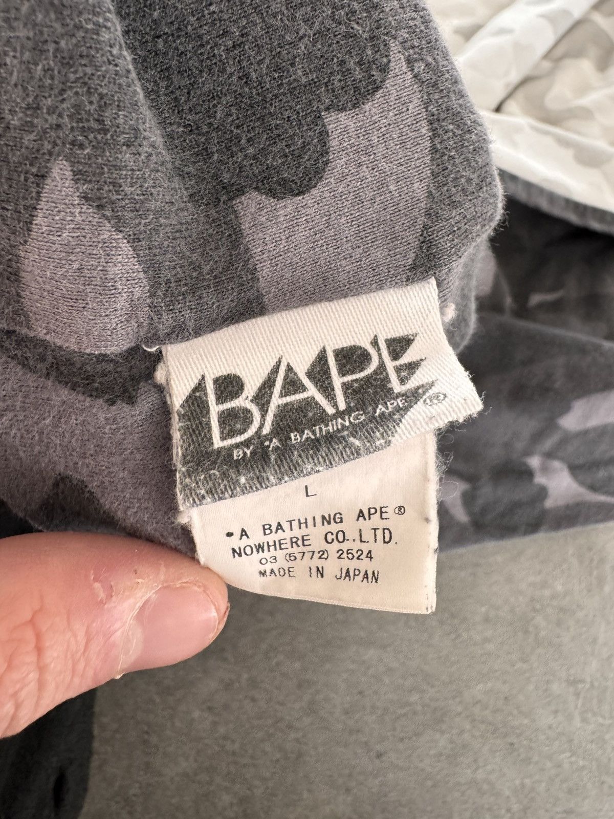 Bape OG Bape Japan Reversible Camo longsleeve Size US L / EU 52-54 / 3 - 4 Thumbnail