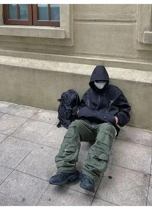 Green multi pocket custom cargo pants