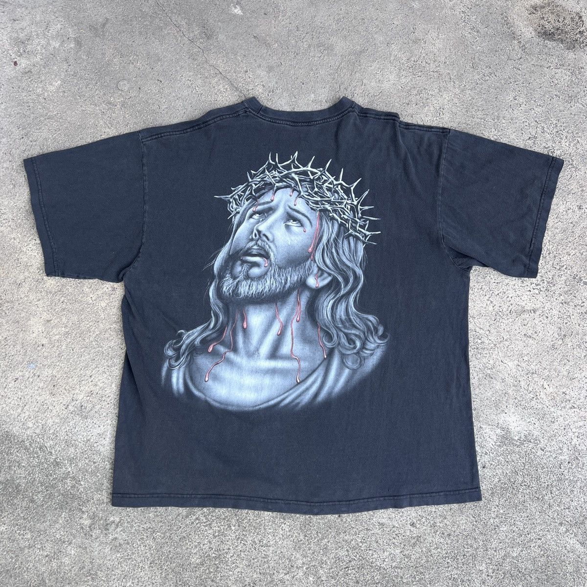 Vintage Vintage Y2K God Jesus Bible Holy Tee 2XL Thrashed Sun Faded Size US XXL / EU 58 / 5 - 8 Thumbnail