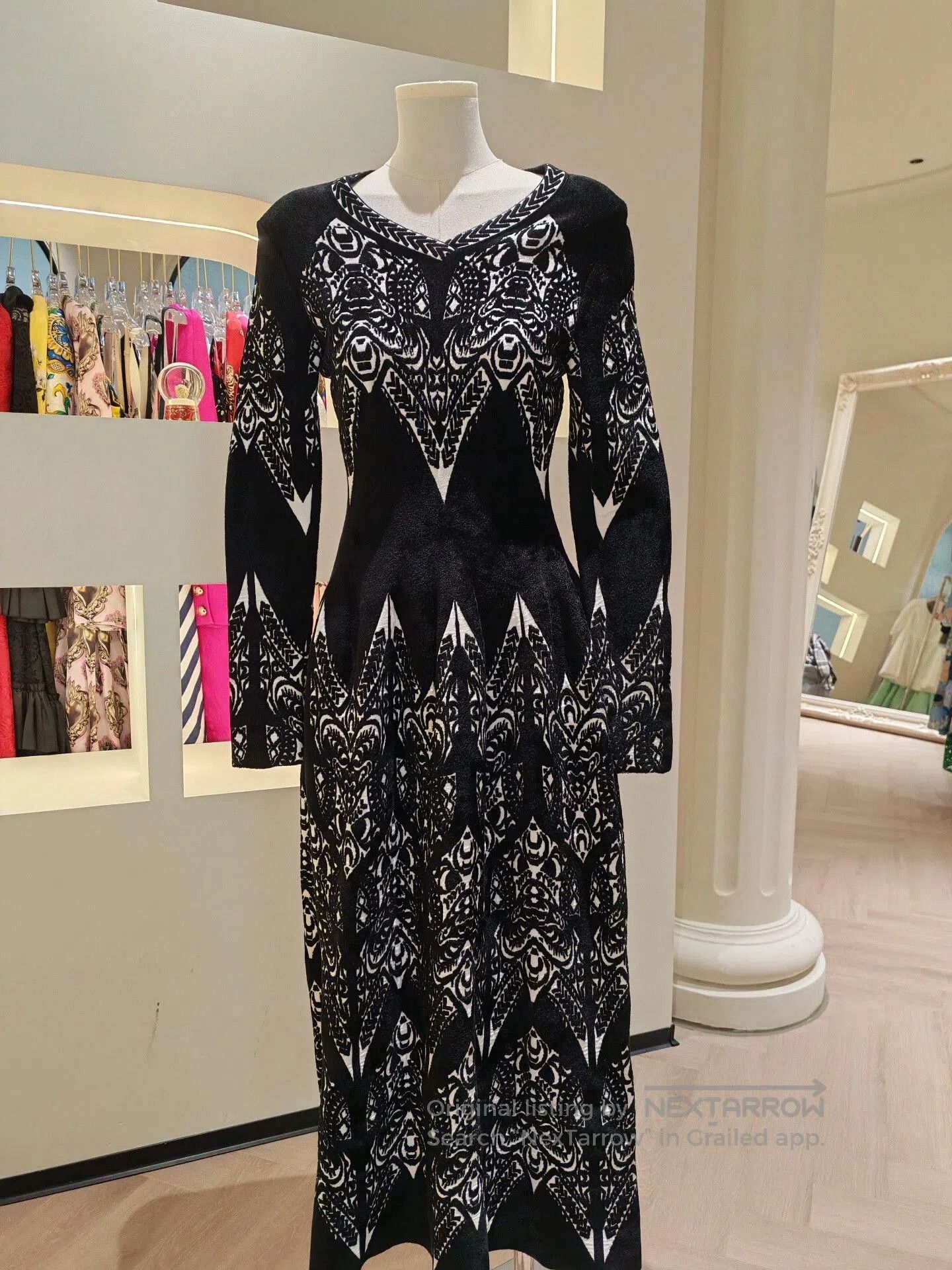 Alaia ALAIA Long-Sleeve Printed Knit Dress. Size S / US 4 / IT 40 - 1 Thumbnail