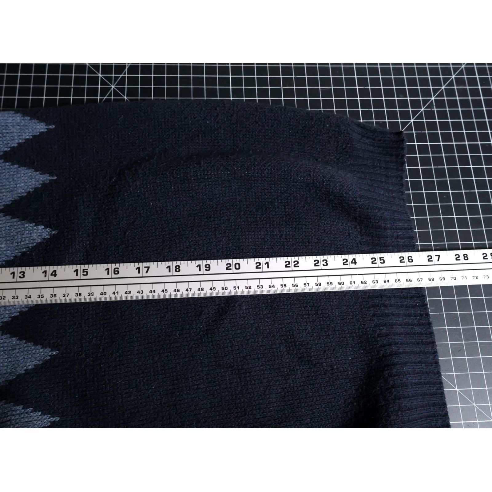 Vintage VINTAGE Liberty Sweater Mens Large Blue Argyle Diamond Heavyweight V-Neck Cotton Knit Size US L / EU 52-54 / 3 - 6 Thumbnail