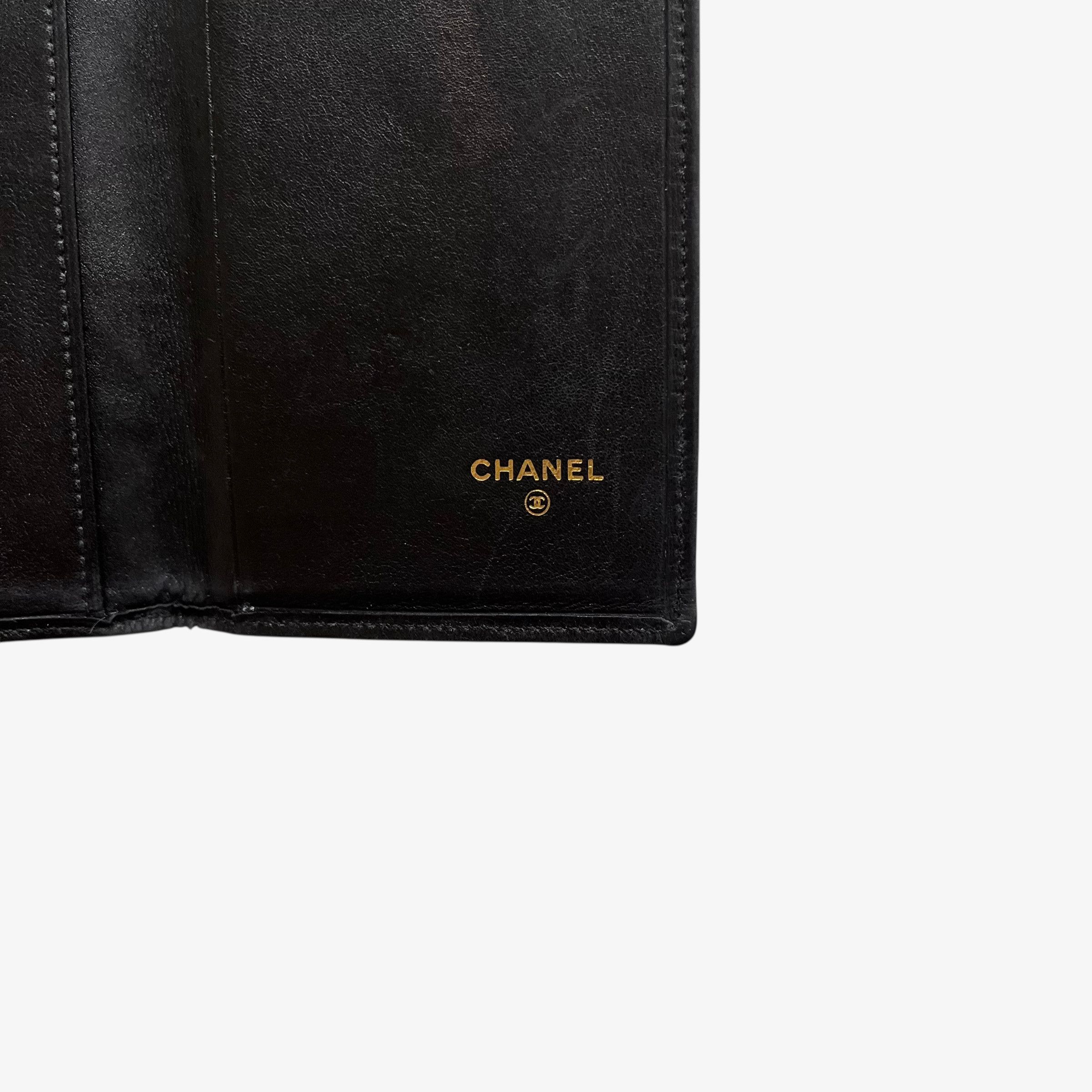 Chanel Vintage Y2K Chanel Black Quilted Leather Planner Size ONE SIZE - 5 Thumbnail