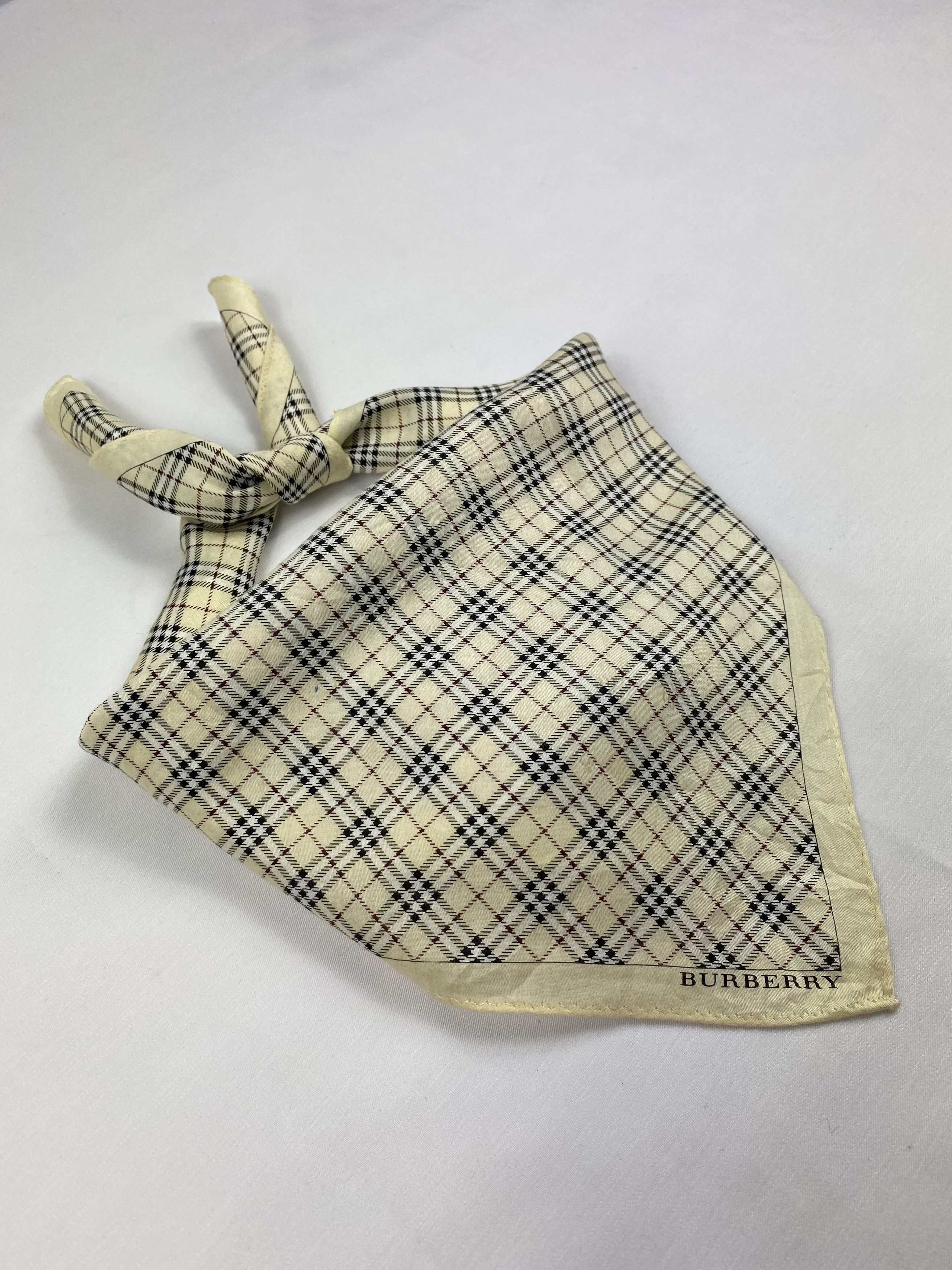 Burberry Burberry Handkerchief / Bandana / Neckerchief Size ONE SIZE - 2 Thumbnail
