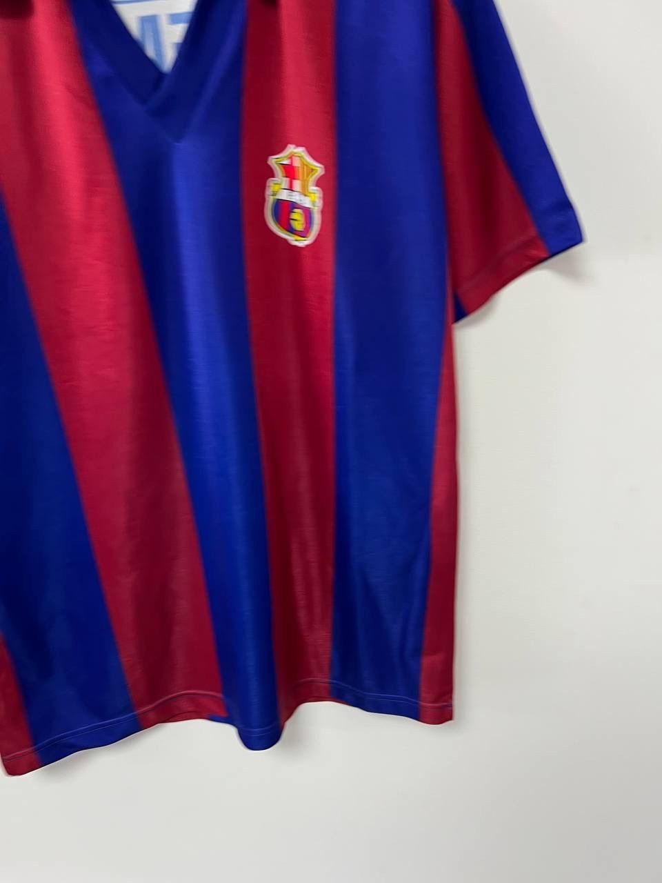 Other Vintage 90s Barcelona #4 Koeman Soccer Football Shirt M/L Size US L / EU 52-54 / 3 - 15 Thumbnail