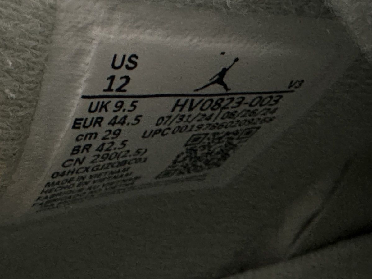Jordan Brand Jordan 4 seafoam. Good condition. Size US 10.5 / EU 43-44 - 9 Thumbnail