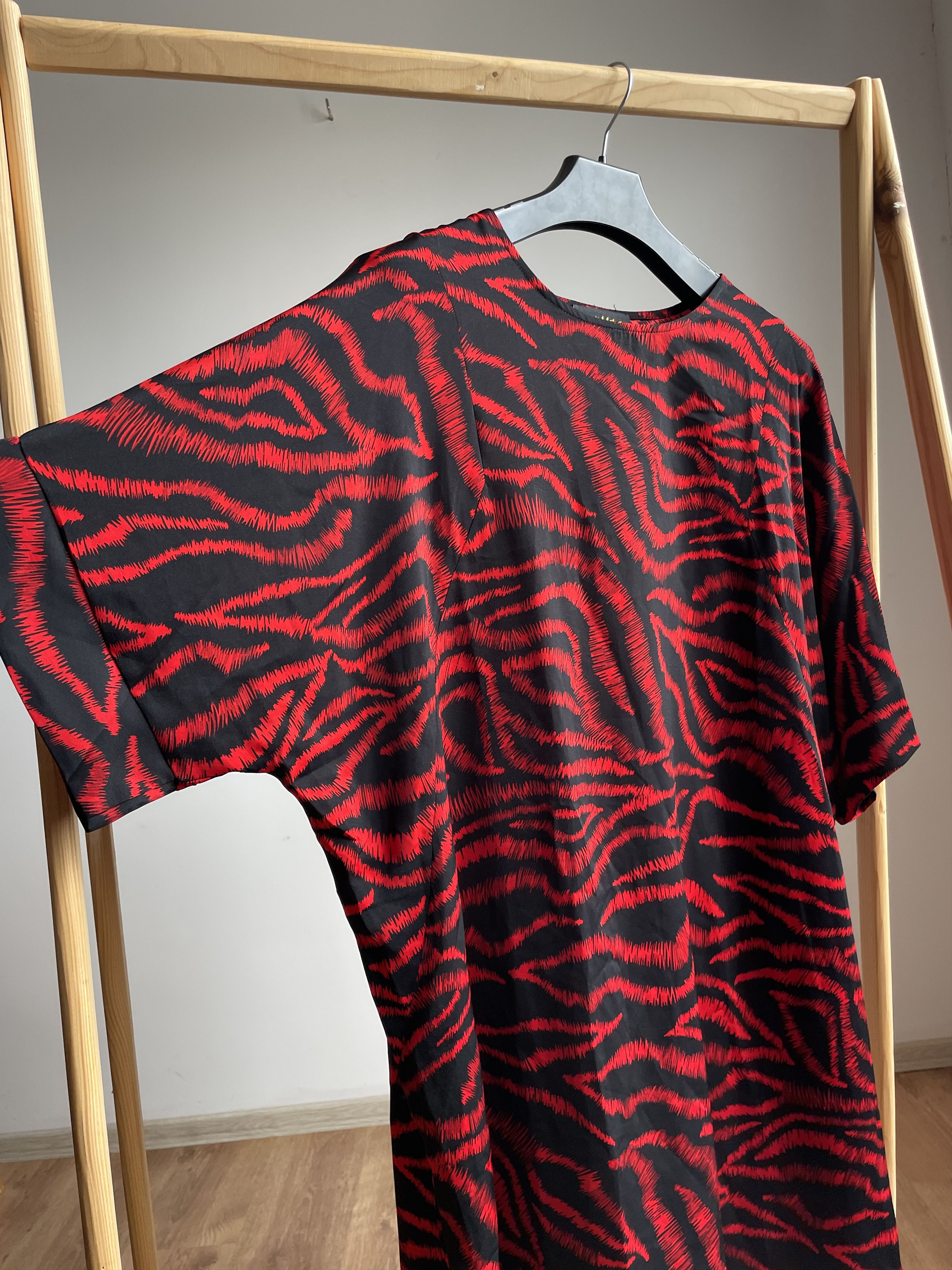 Other Frank Usher Zebra Print Oversized Tunic Dress Size S/M Size M / US 6-8 / IT 42-44 - 4 Thumbnail