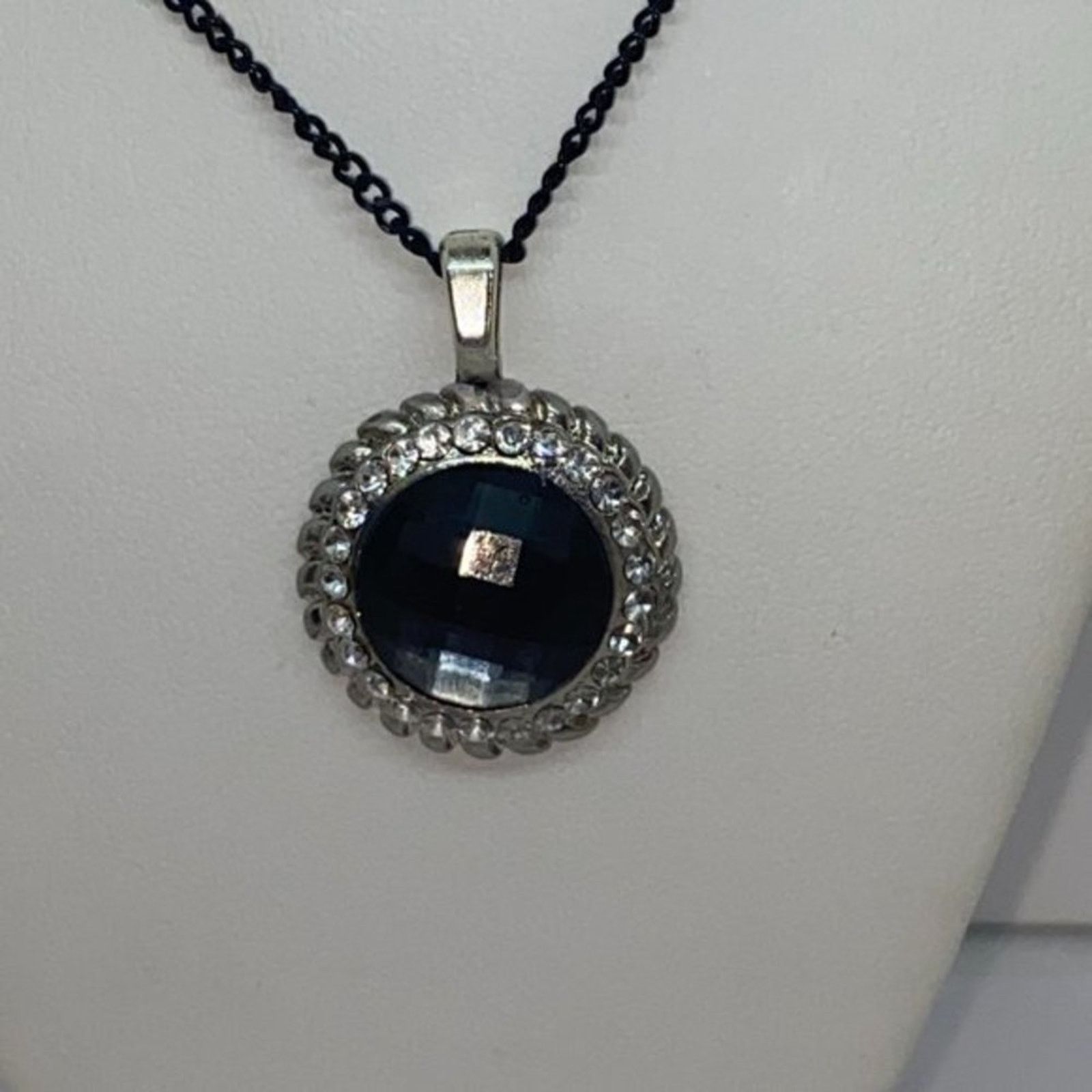 Handmade Silver-Tone Texture Blue Rhinestone Black Necklace Size ONE SIZE - 3 Thumbnail