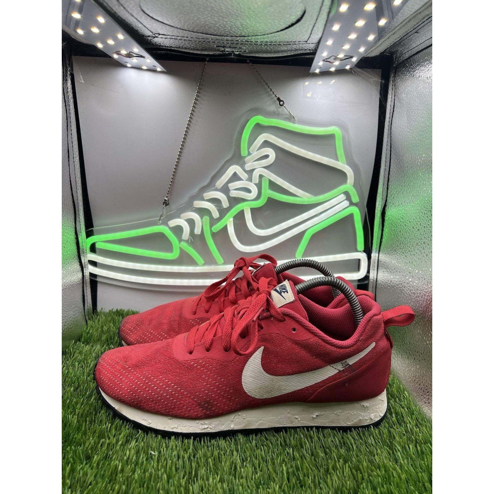 Nike Nike MD Runner 2 Running Shoes Red Womens Size 10 916797-600 Size US 10 / IT 40 - 1 Thumbnail