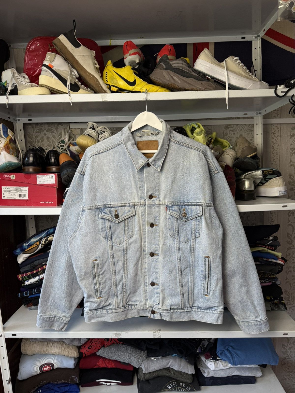 Levi's Vintage Levis Distressed Denim Jacket Made In USA Rare Y2K Size US L / EU 52-54 / 3 - 24 Thumbnail