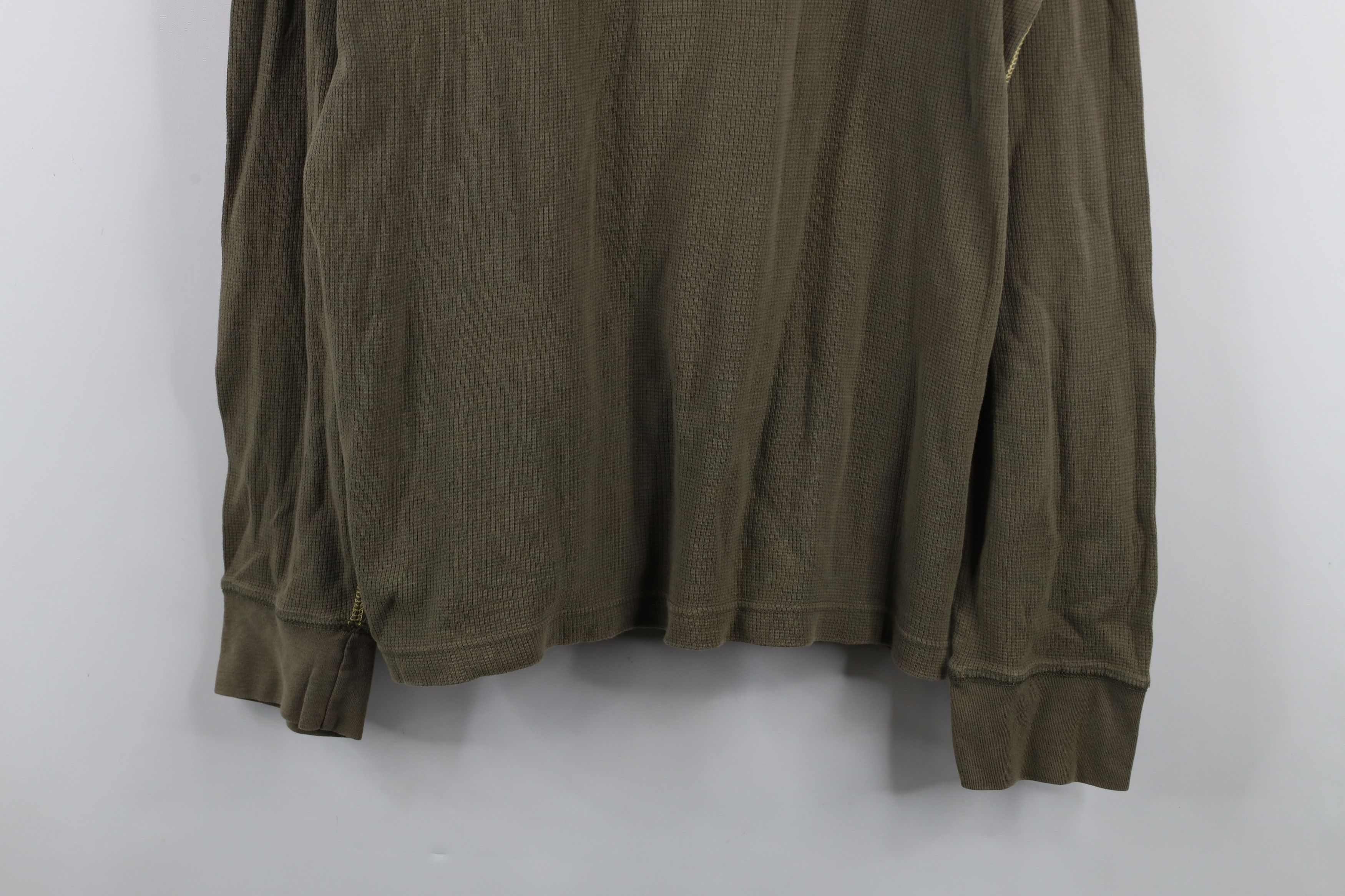 Levi's × Vintage Vintage Y2K 2004 Levis Waffle Knit Long Sleeve T-Shirt Size US XL / EU 56 / 4 - 3 Thumbnail