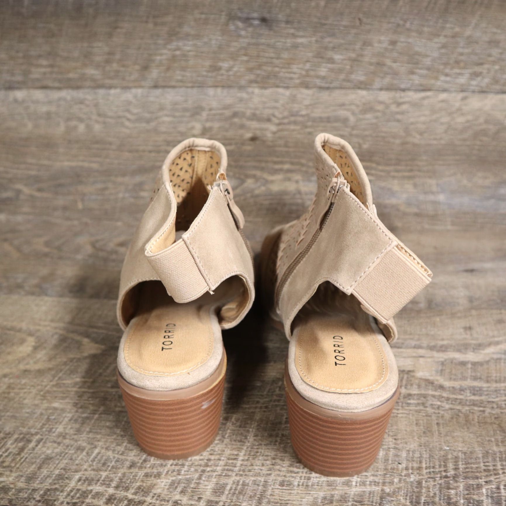 Torrid TORRID Tan Faux Suede Block Heel Bootie Open Toe Women's Size 10 Size US 10 / IT 40 - 4 Thumbnail