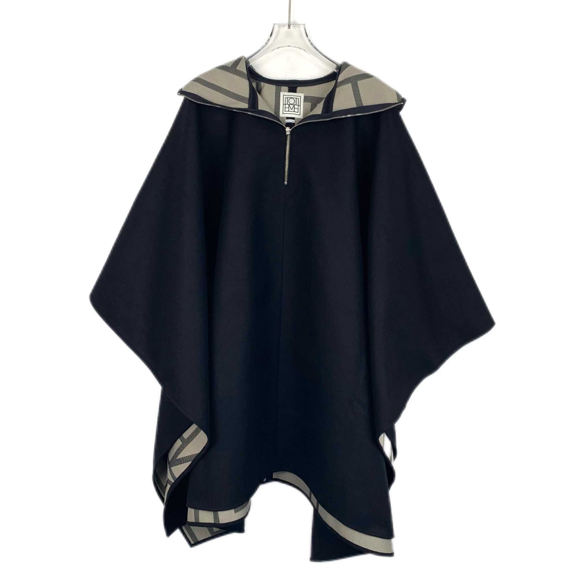 Toteme Toteme Monogram Poncho Cape Black Beige Hooded Size ONE SIZE - 1 Thumbnail