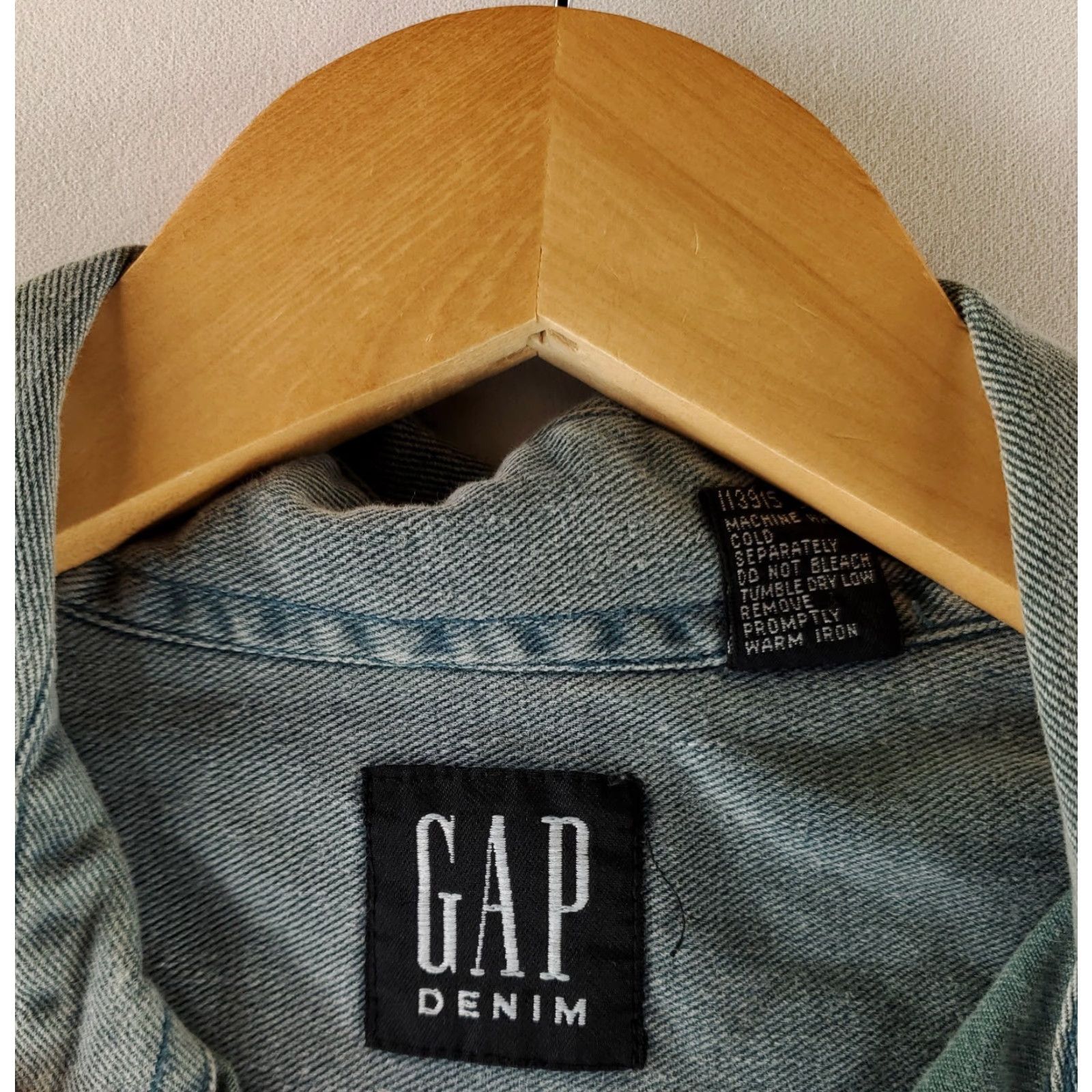 Gap VINTAGE Gap Denim Button-Up Shirt VTG 90s Metal Buttons Blue Green XL Mens Shirt Size US XL / EU 56 / 4 - 2 Thumbnail