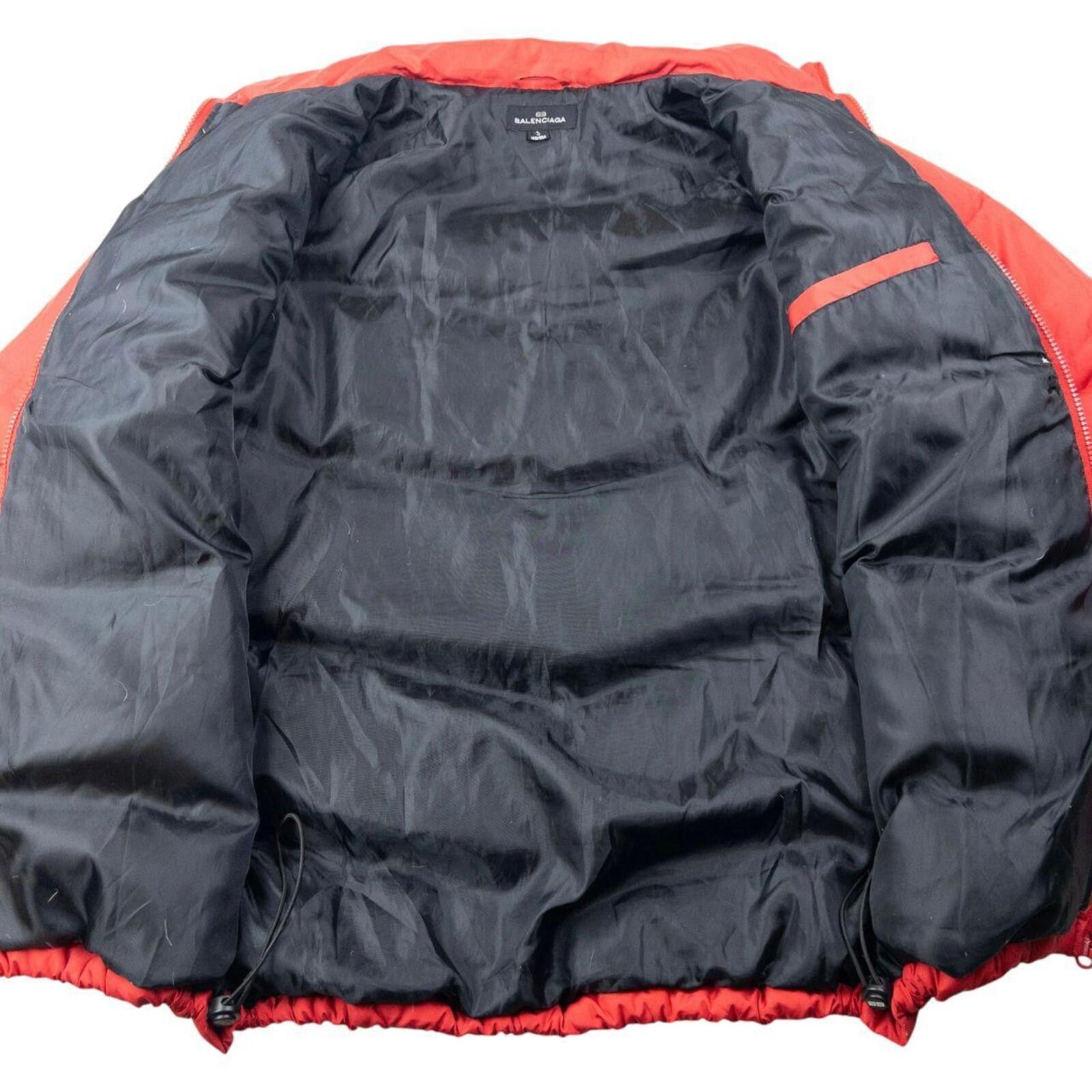 Balenciaga Vintage 90s Balenciaga Zip Up Puffer Jacket Size L Size US L / EU 52-54 / 3 - 4 Thumbnail