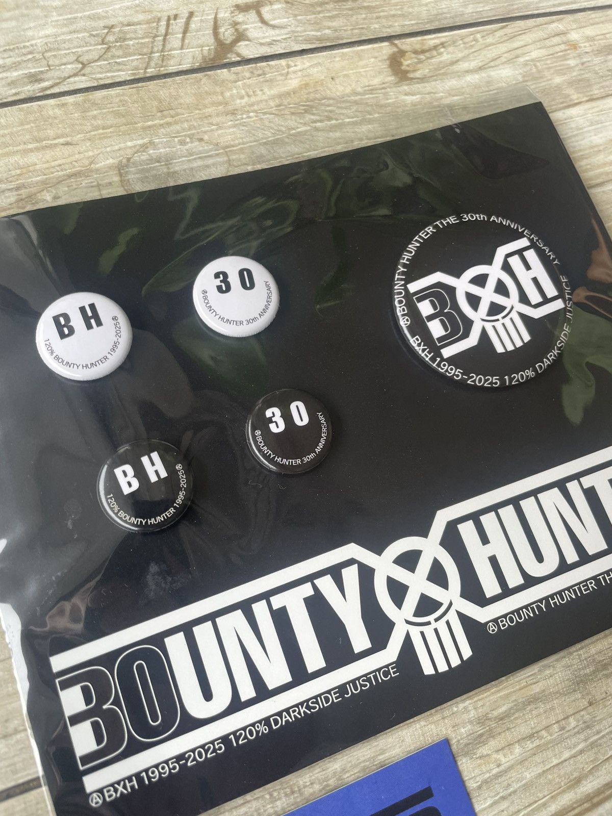 Bounty Hunter bounty hunter 30th anniversary tote bag button badge Size ONE SIZE - 3 Thumbnail