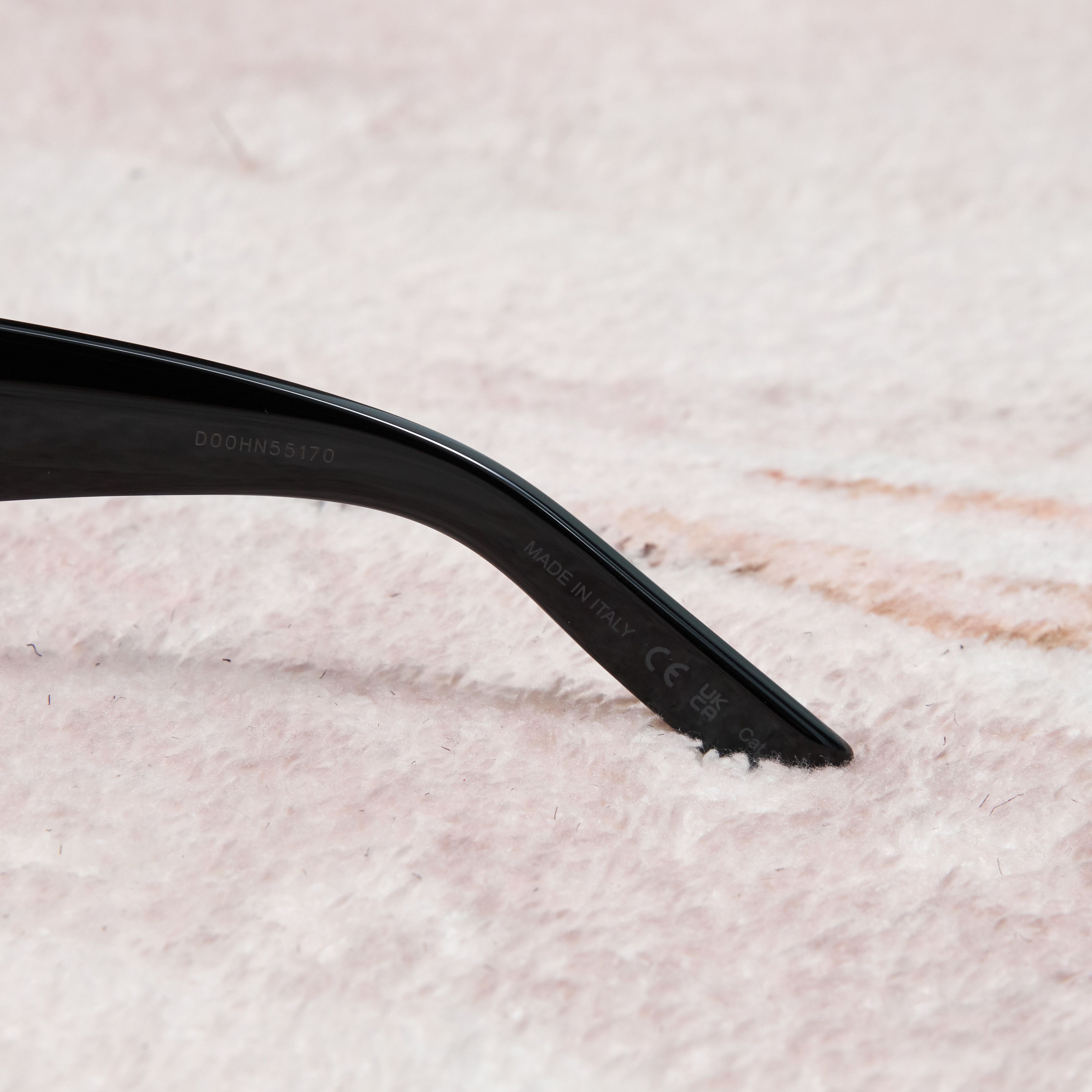 Yves Saint Laurent SAINT LAURENT Sunglasses Monogram SL M94 001 BLACK Size ONE SIZE - 6 Thumbnail