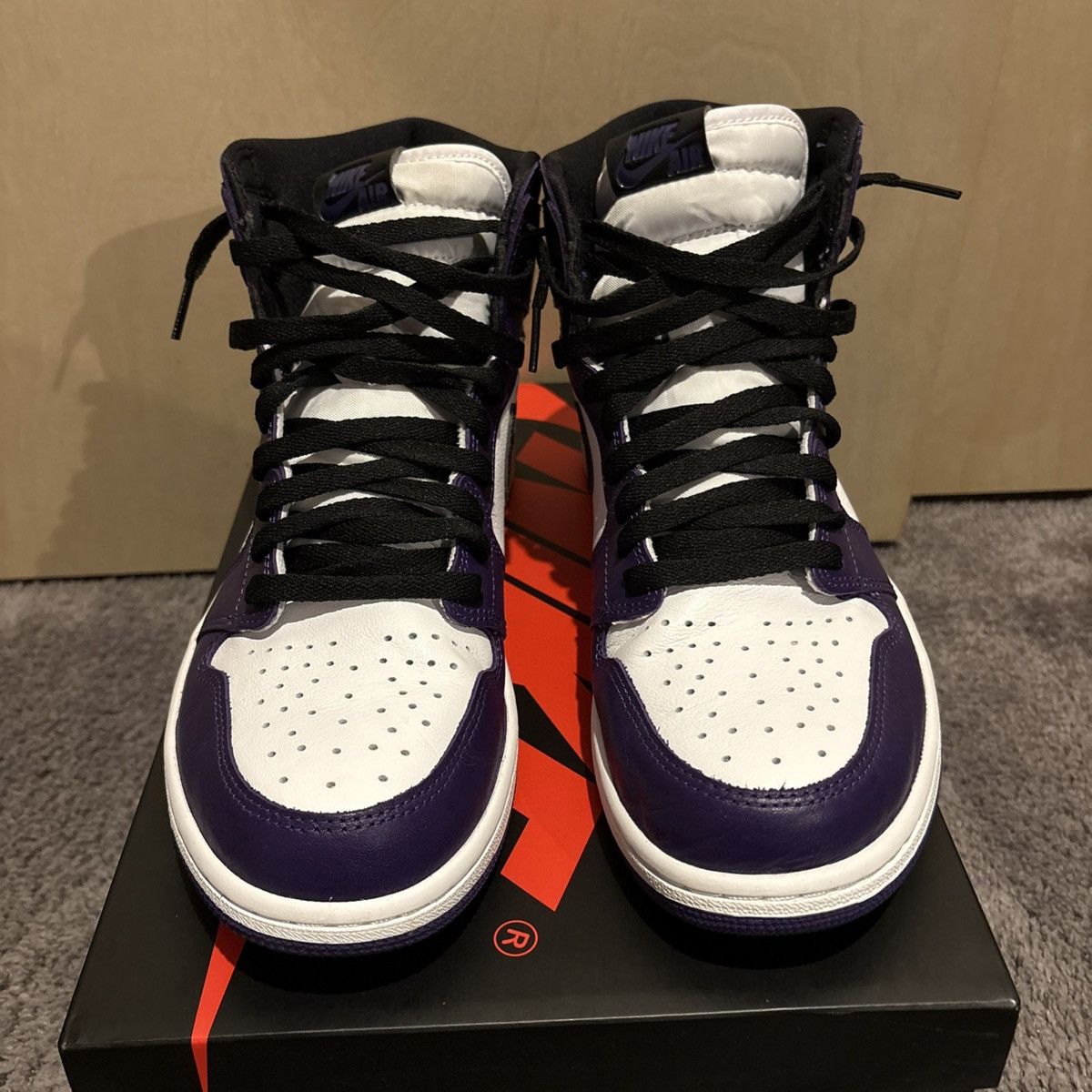 Jordan Brand Air Jordan 1 Court Purple 2.0 Size 10.5 Size US 10.5 / EU 43-44 - 3 Thumbnail