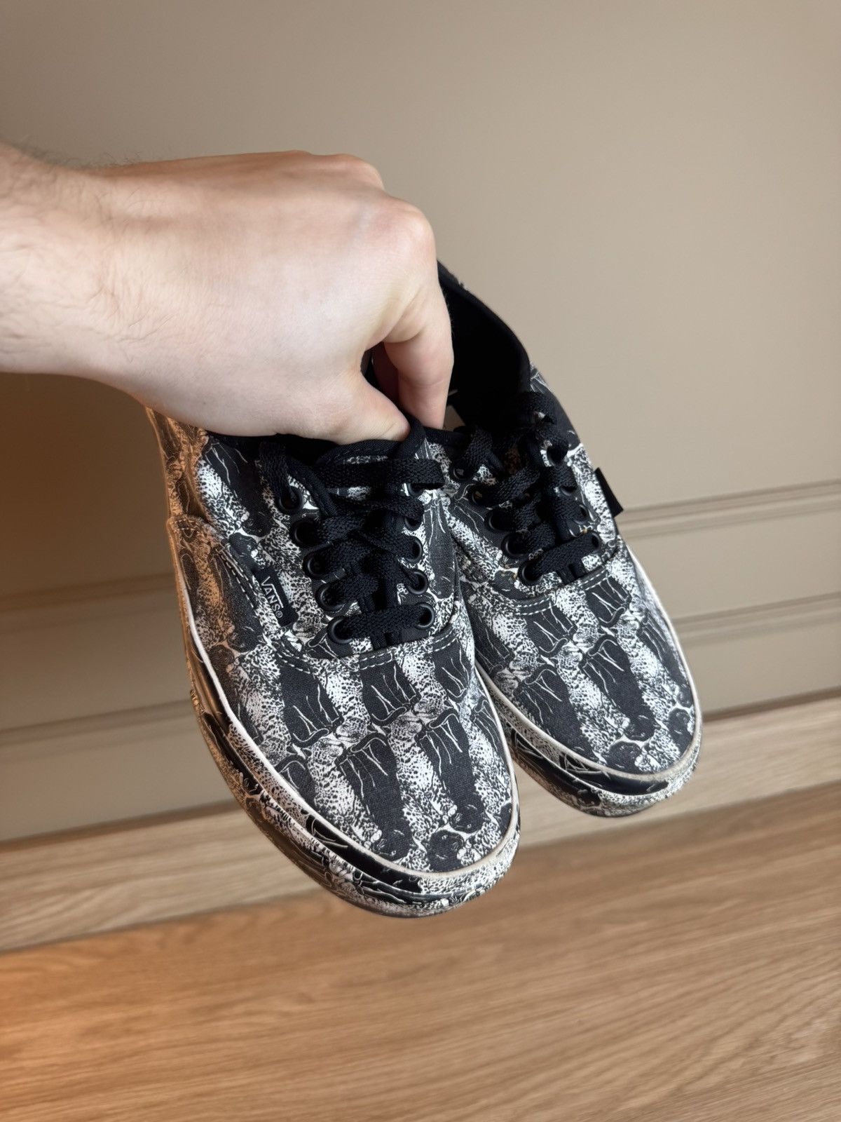 Opening Ceremony 2021 Vans x Opening Ceremony Authentic QLT Leopard Checker Size US 7 / EU 40 - 2 Thumbnail
