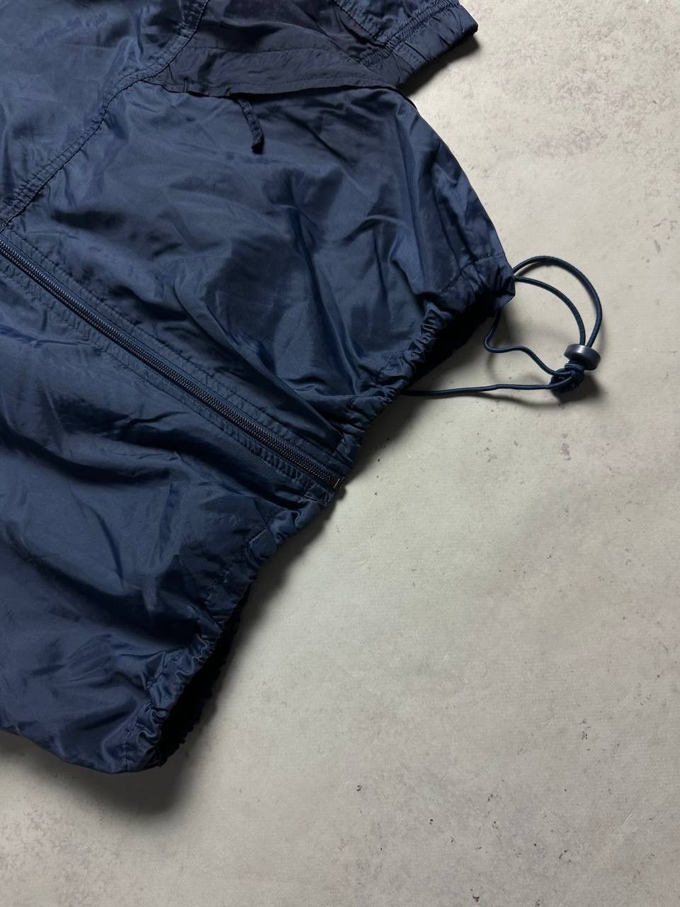 Nike Vintage Nike Swoosh Boxy Nylon Jacket Y2K L Size US L / EU 52-54 / 3 - 5 Thumbnail