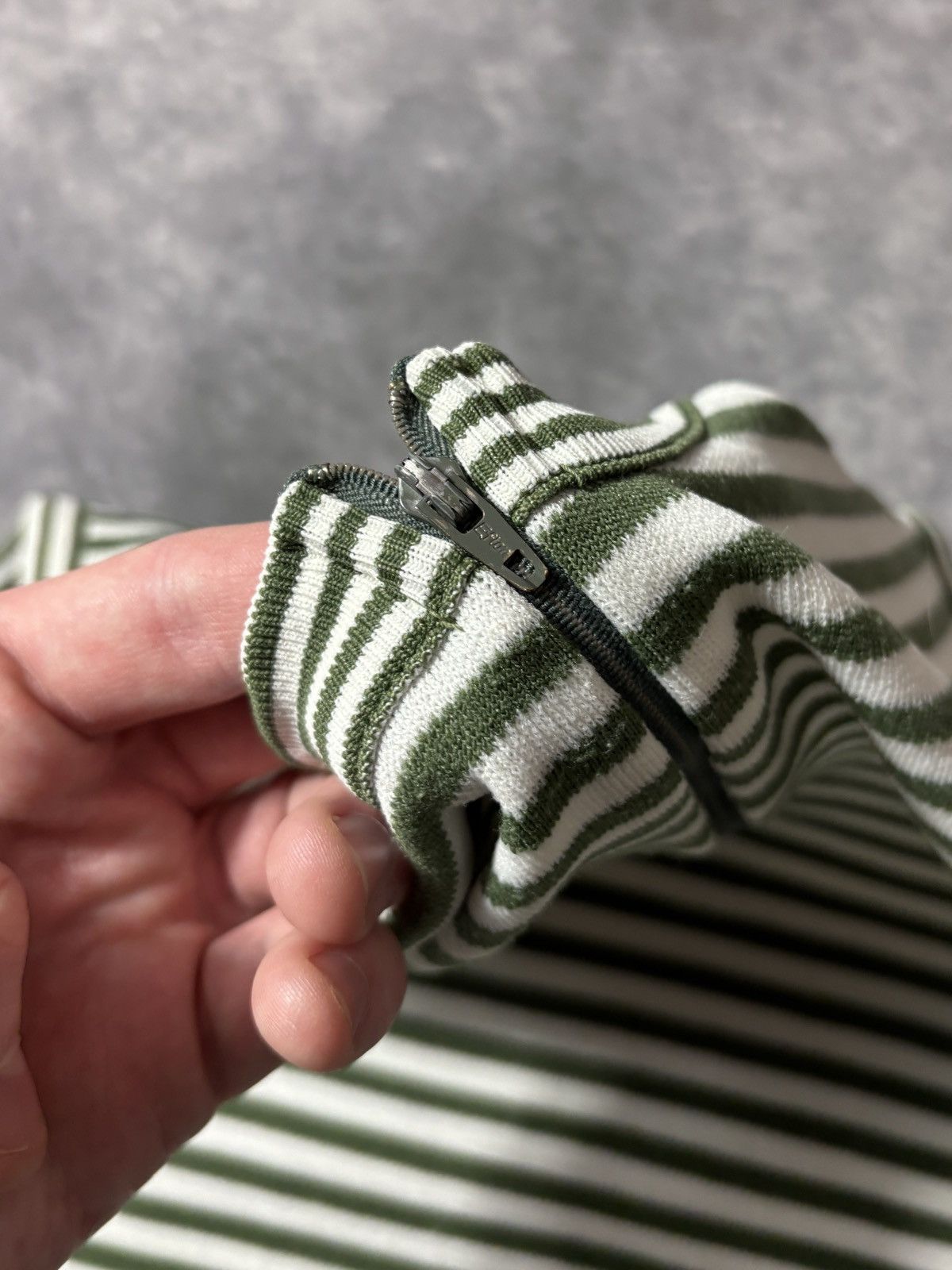 Vintage Handmade Vintage Sleeveless Sweater Striped Tank Top Zip 80s Size M / US 6-8 / IT 42-44 - 4 Thumbnail