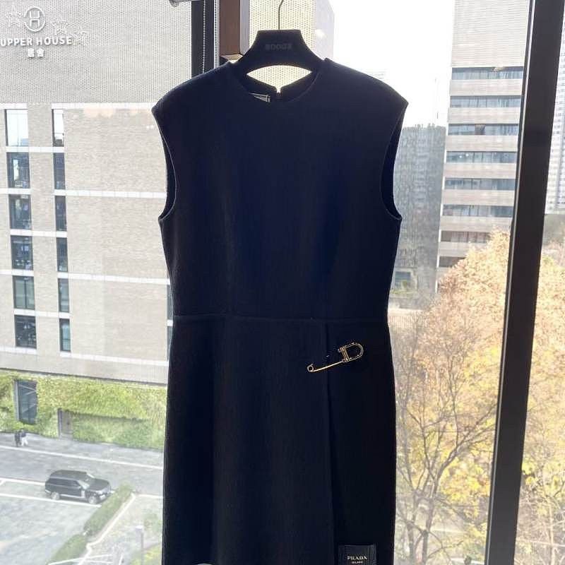Prada Prada Wool Blend Sleeveless Mini Dress Size 42 Size M / US 6-8 / IT 42-44 - 1 Thumbnail