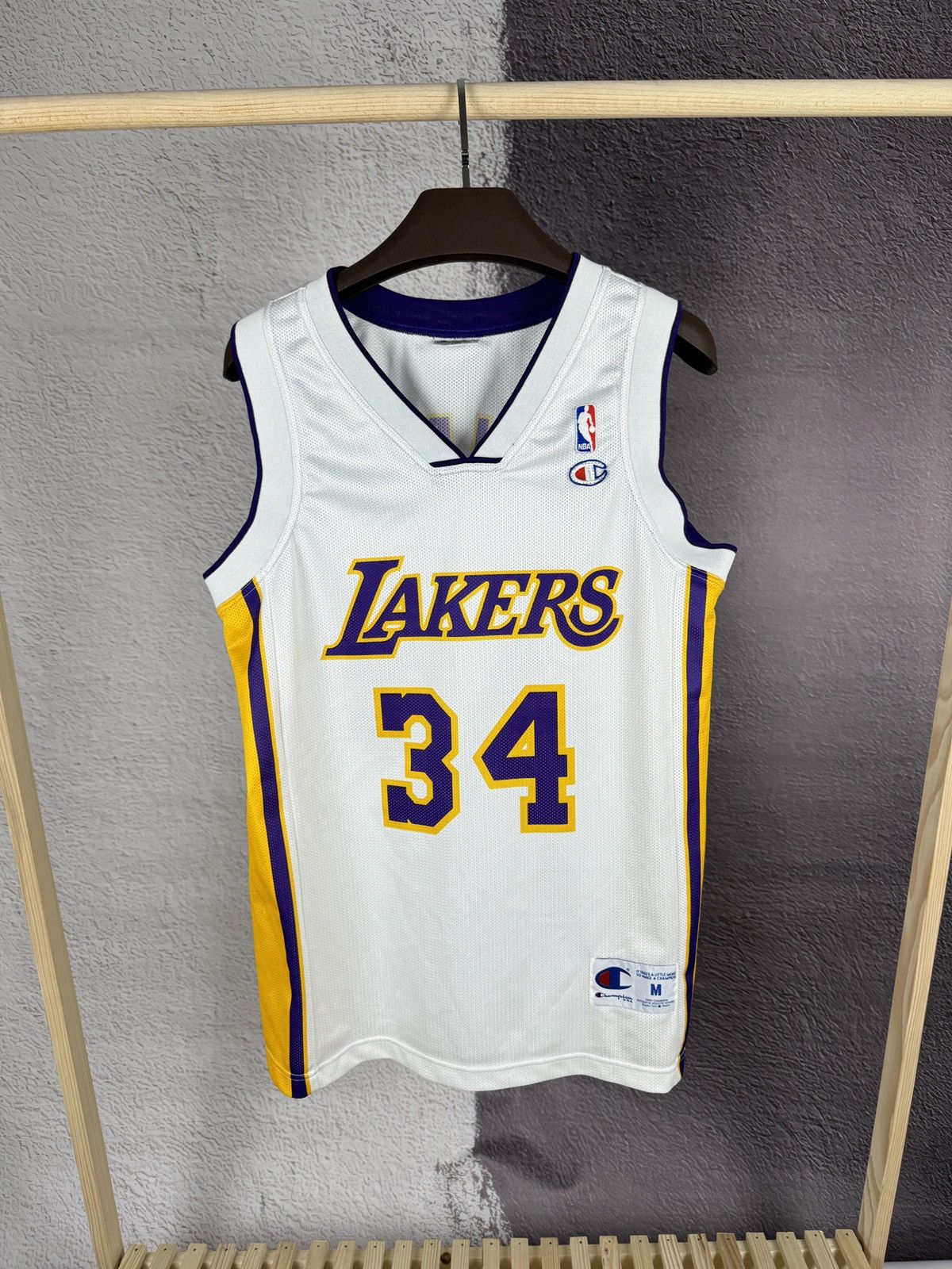 Champion Champion Los Angeles Lakers #34 Shaquille O’Neal jersey NBa Size US M / EU 48-50 / 2 - 1 Thumbnail