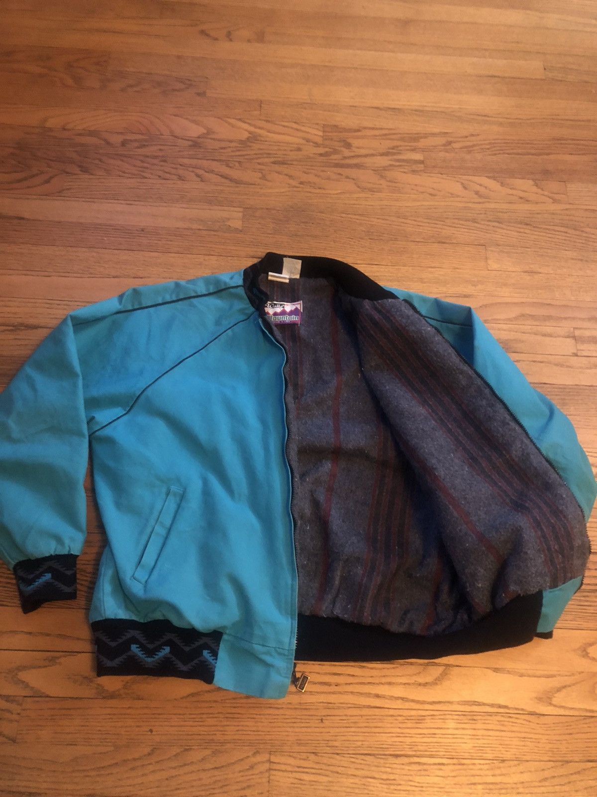 Vintage × Walls Beautiful vintage Aztec blanket lined work jacket Size US XL / EU 56 / 4 - 7 Thumbnail