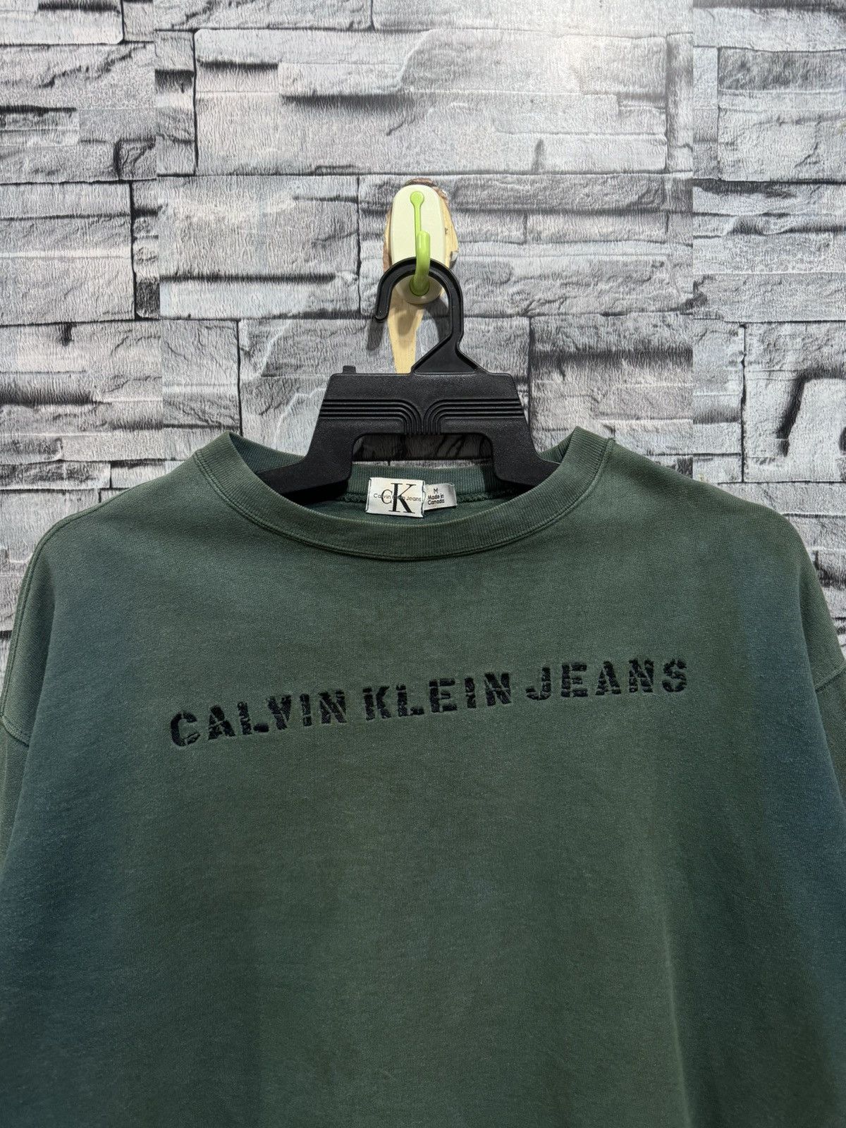 Calvin Klein Vintage Calvin Klein Sweatshirt embroidery M fit XL Size US XL / EU 56 / 4 - 2 Thumbnail
