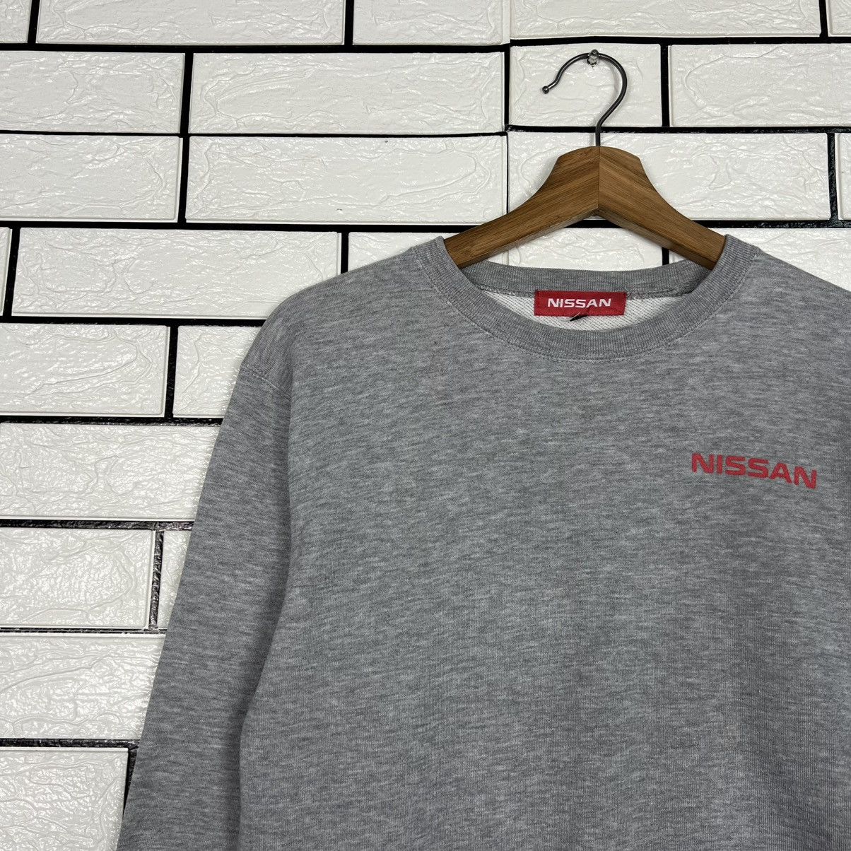 Nissan Vintage NISSAN Small Logo Crewneck Sweatshirt #4068-C185 Size US M / EU 48-50 / 2 - 3 Thumbnail