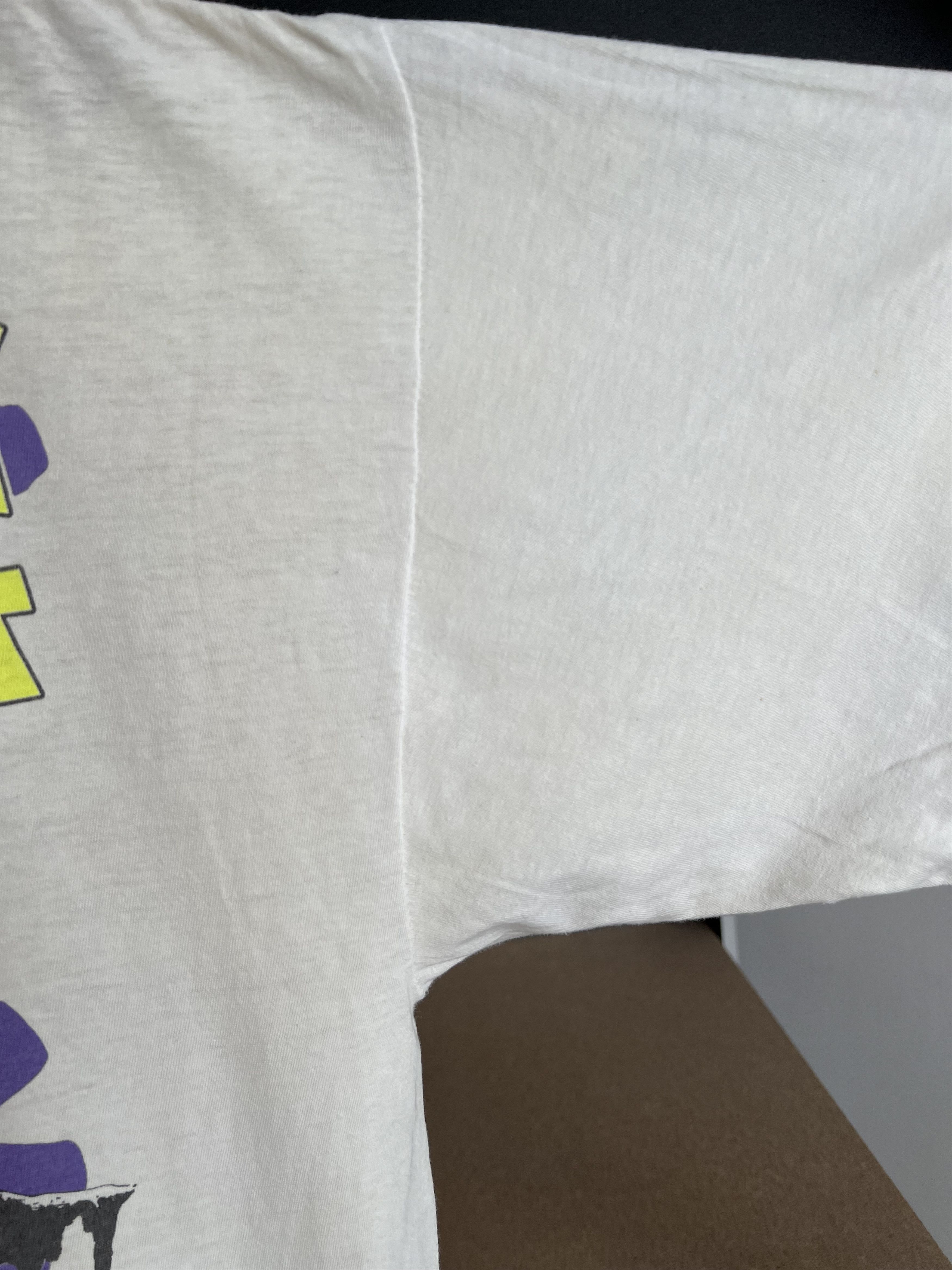 DC Comics Vintage 1989 Joker Jack Nicholson Batman Movie White T-shirt Size US XL / EU 56 / 4 - 14 Thumbnail