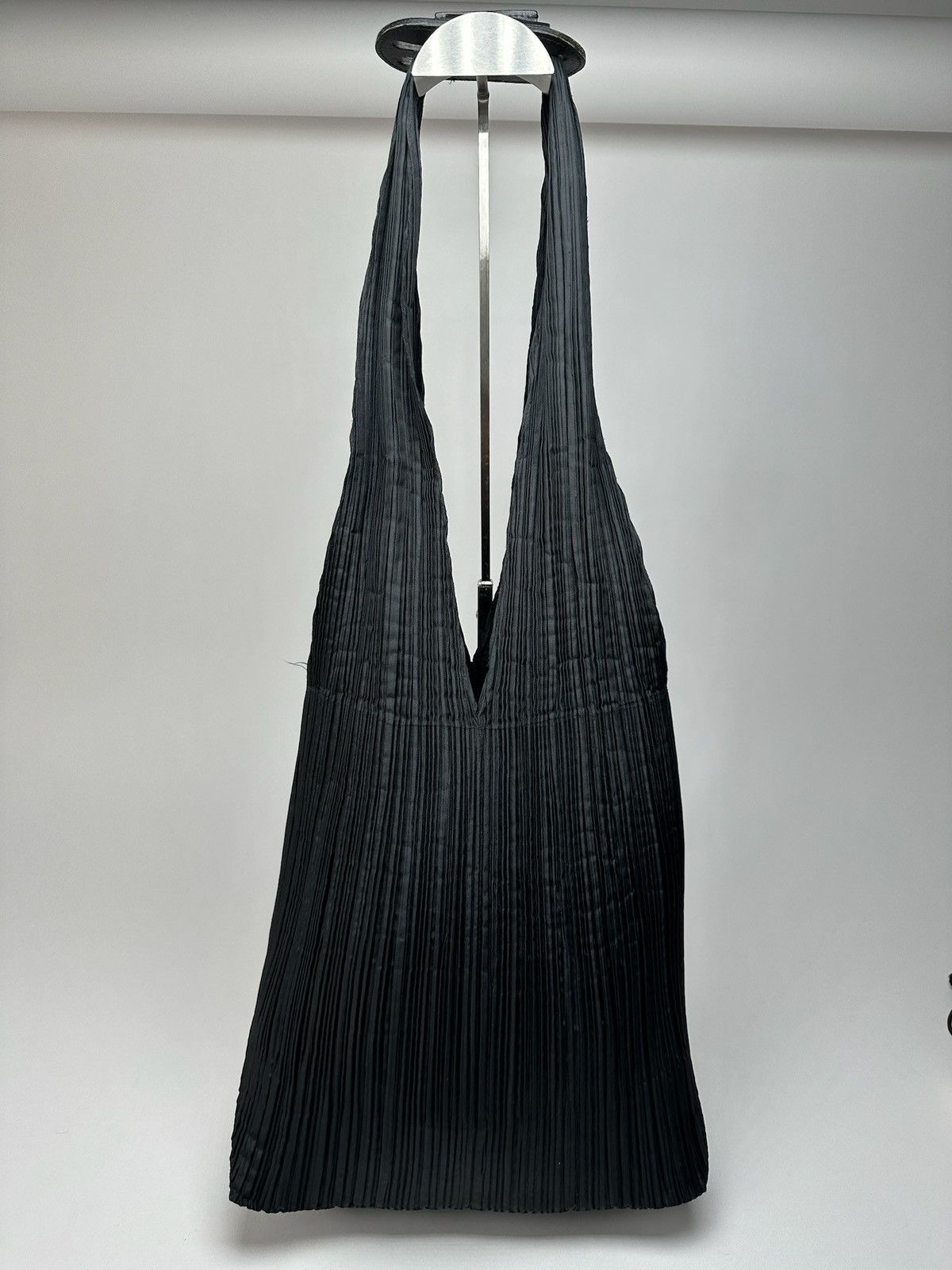Issey Miyake Vintage Issey Miyake Plissee Bag Black Size ONE SIZE - 13 Thumbnail