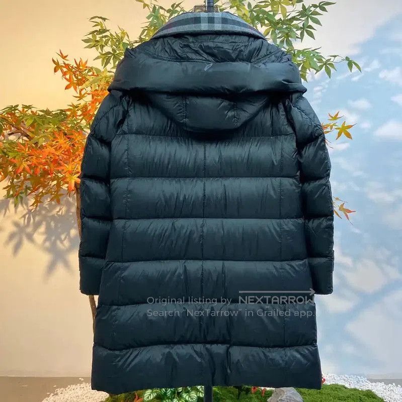 Burberry Burberry Women's Black Polyester Down Jacket. Size S / US 4 / IT 40 - 2 Thumbnail