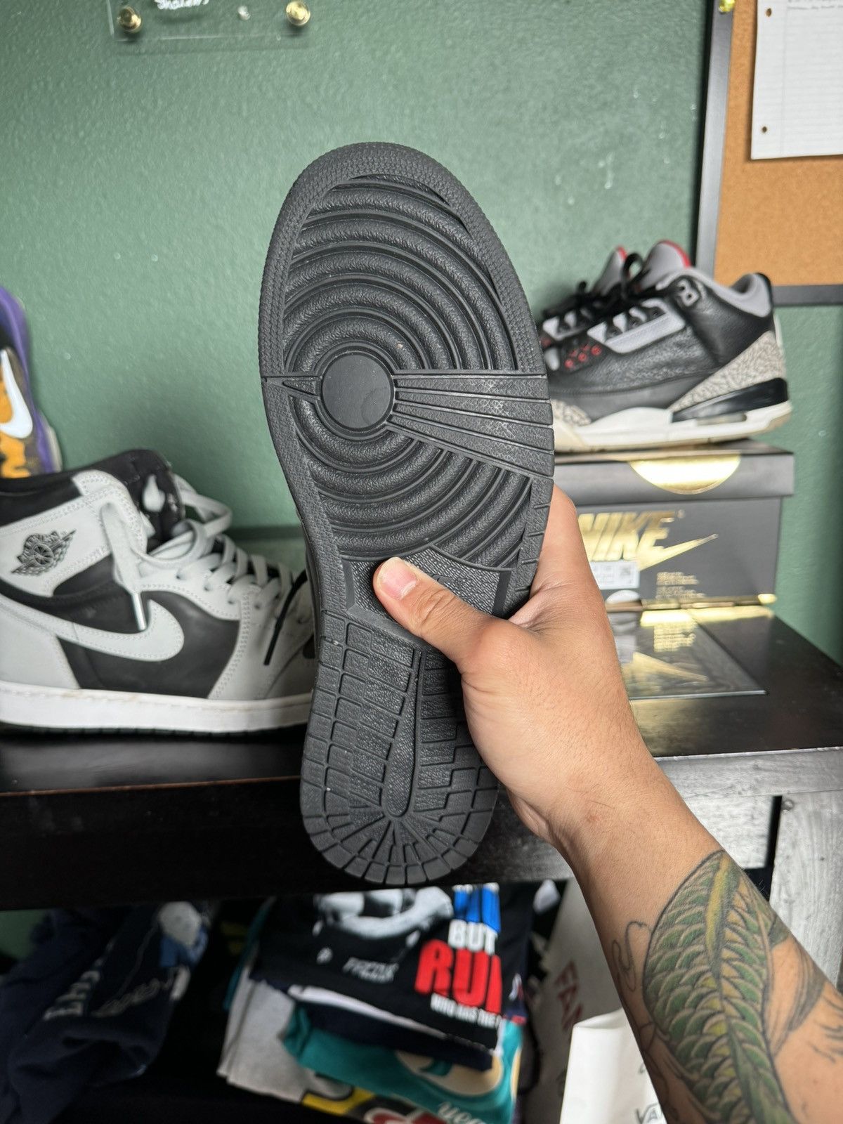 Jordan Brand × Nike Jordan 1 High ‘Shadow 2.0’ 2021 Size US 10.5 / EU 43-44 - 5 Thumbnail