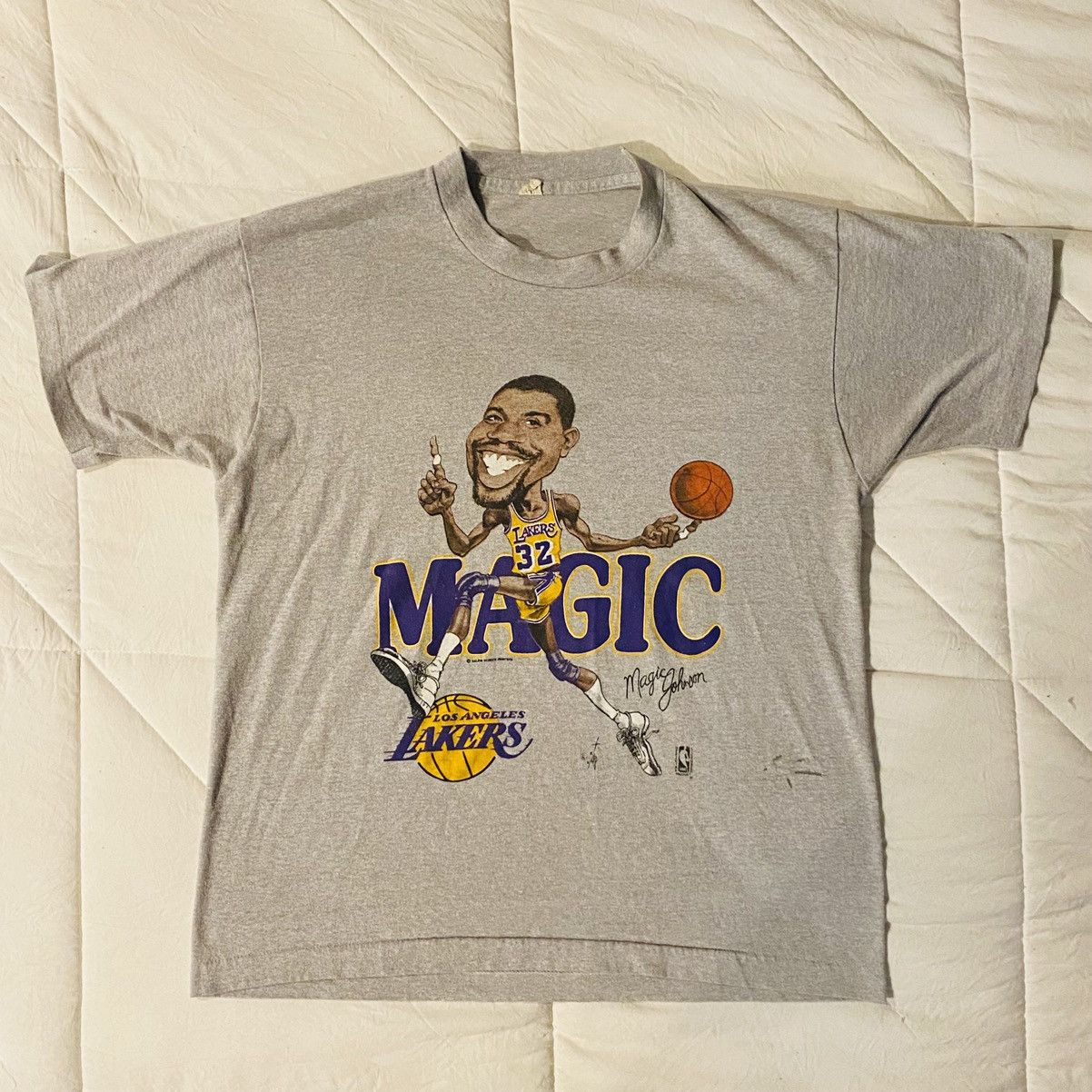 Vintage 80s NBA Magic Johnson Lakers Grey T-Shirt Large