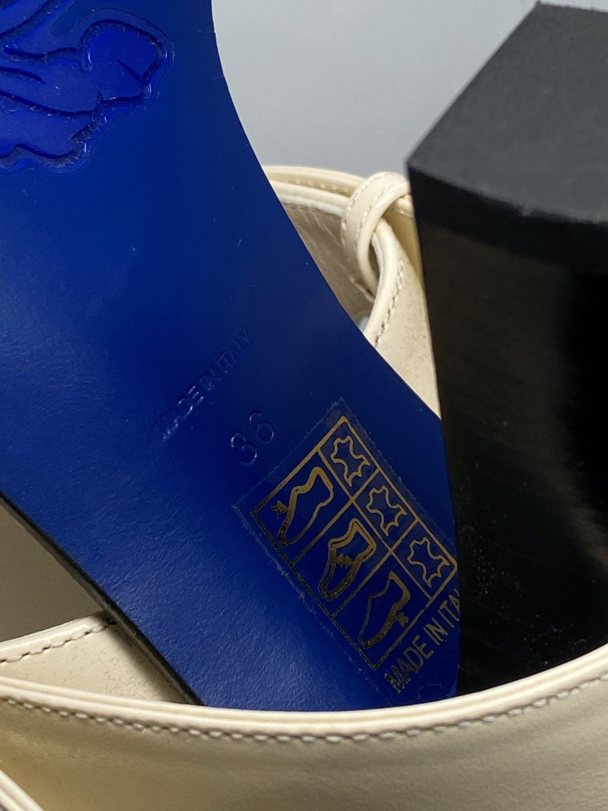 Burberry Burberry 100mm Bay leather mules size 36 Size US 6 / IT 36 - 15 Thumbnail