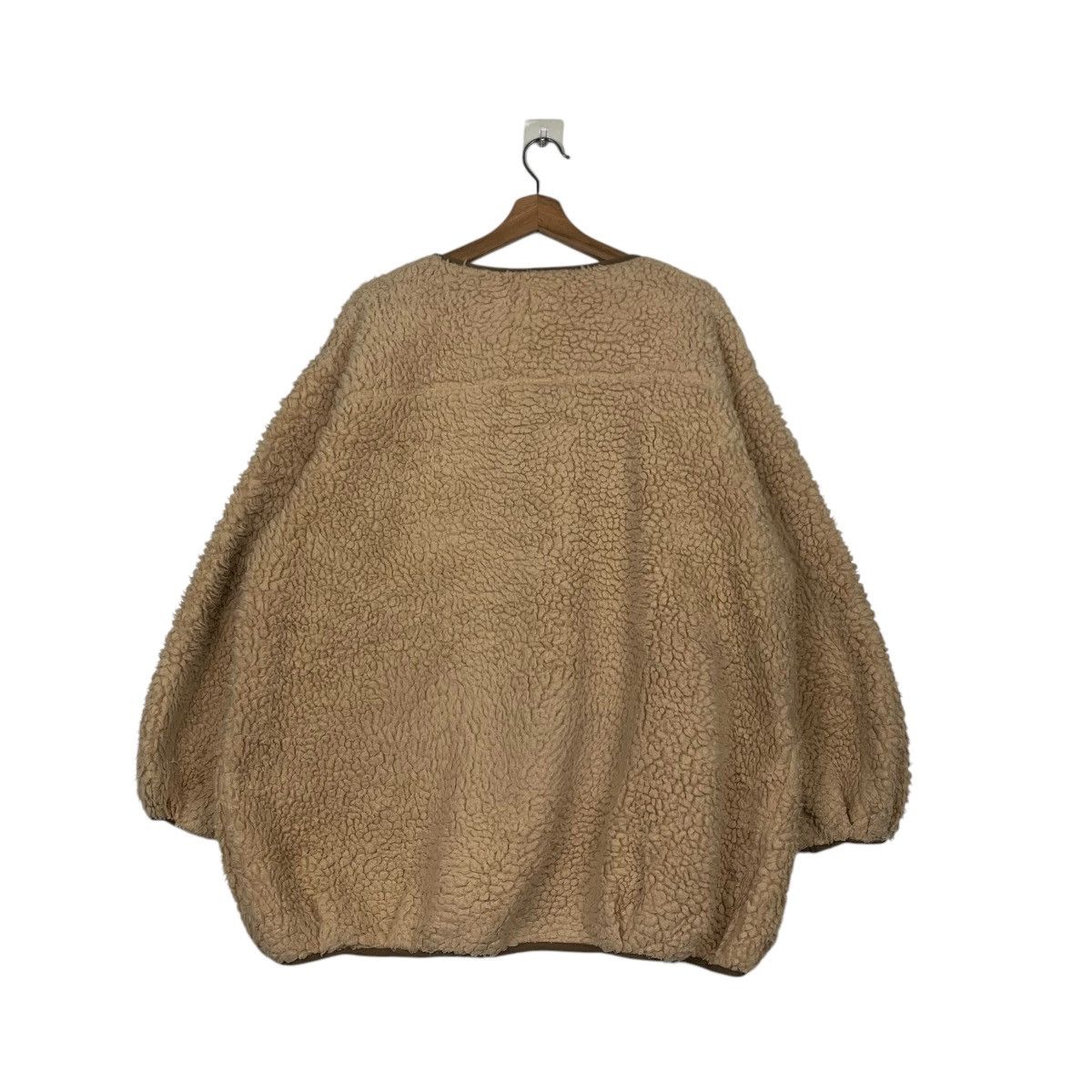 Japanese Brand TITICACA Deep Pile Fleece Jacket V Neck #2108-C92 Size US L / EU 52-54 / 3 - 7 Thumbnail