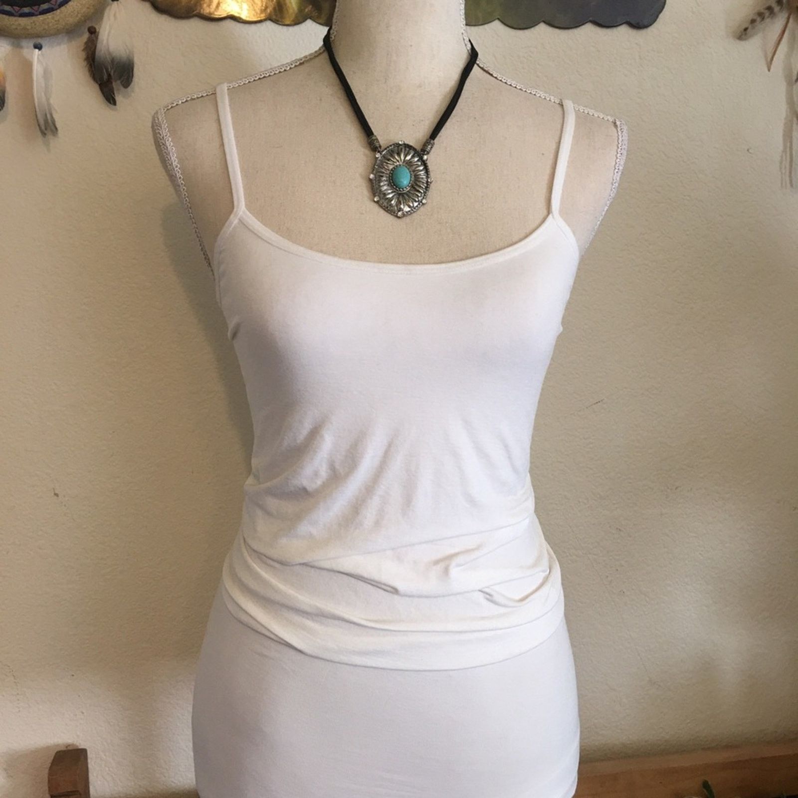 Jewelry Southwest style faux turquoise medallion necklace Size ONE SIZE - 4 Thumbnail