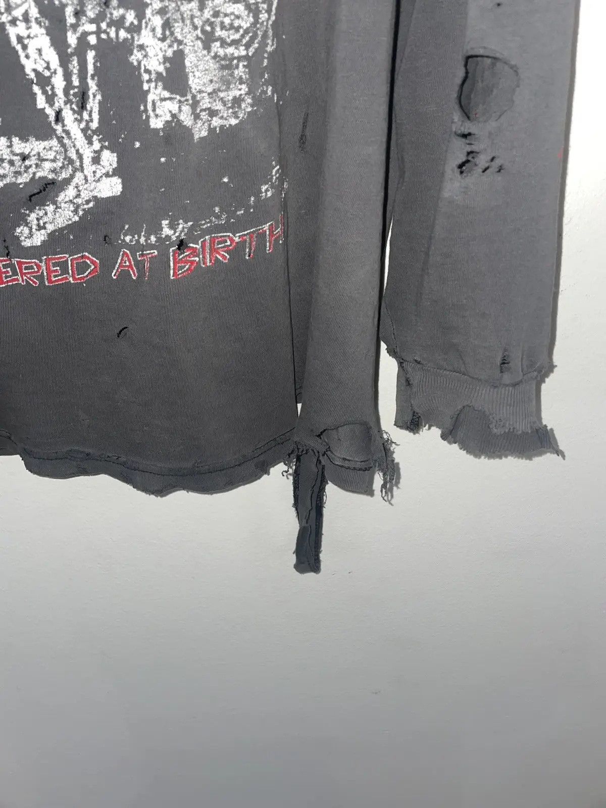 Vintage CANNIBAL CORPSE (BUTCHERED AT BIRTH) VINTAGE BAND T Size US XL / EU 56 / 4 - 5 Thumbnail